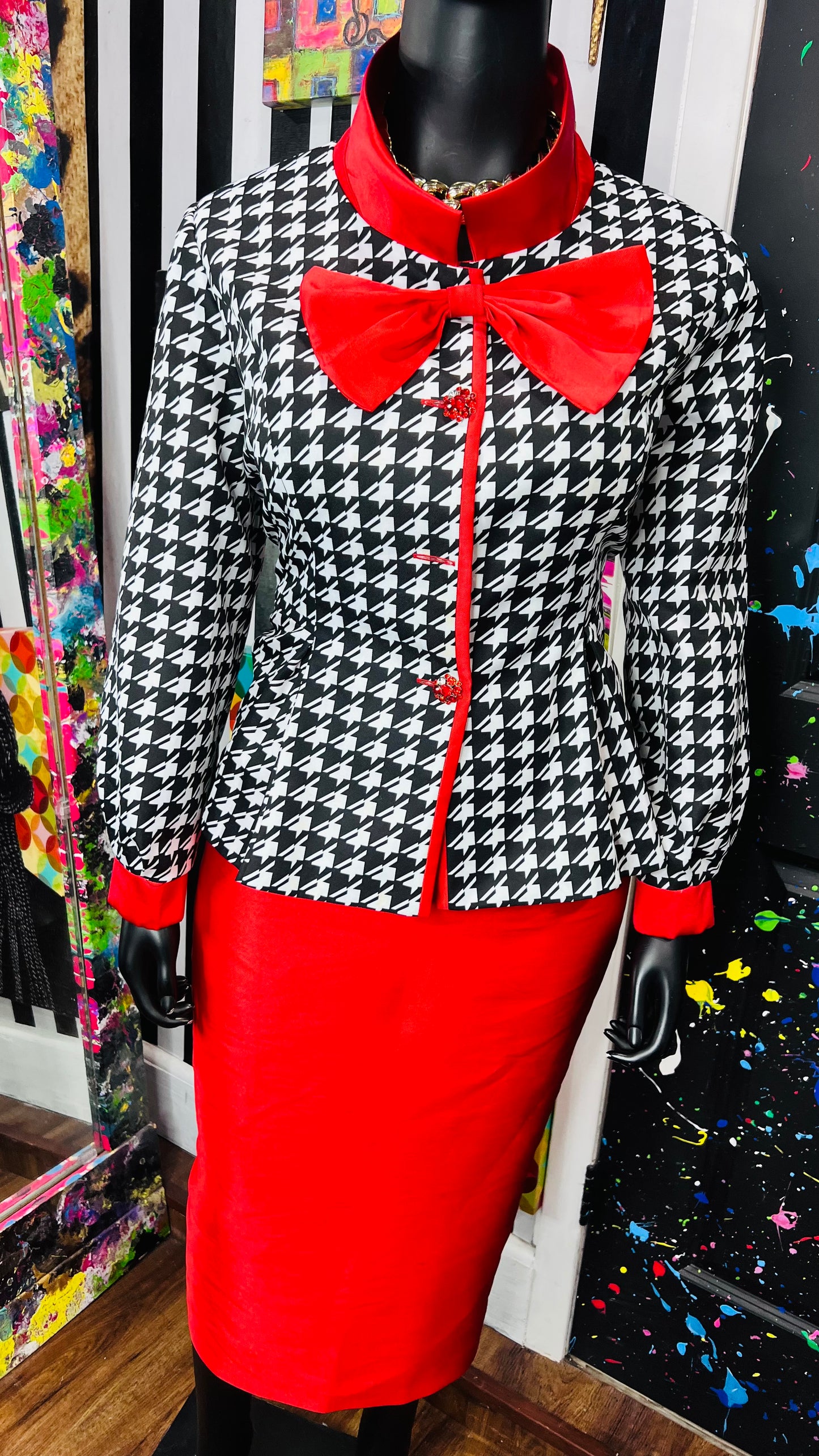 Houndstooth Peplum Waist Skirt Suit (18W)