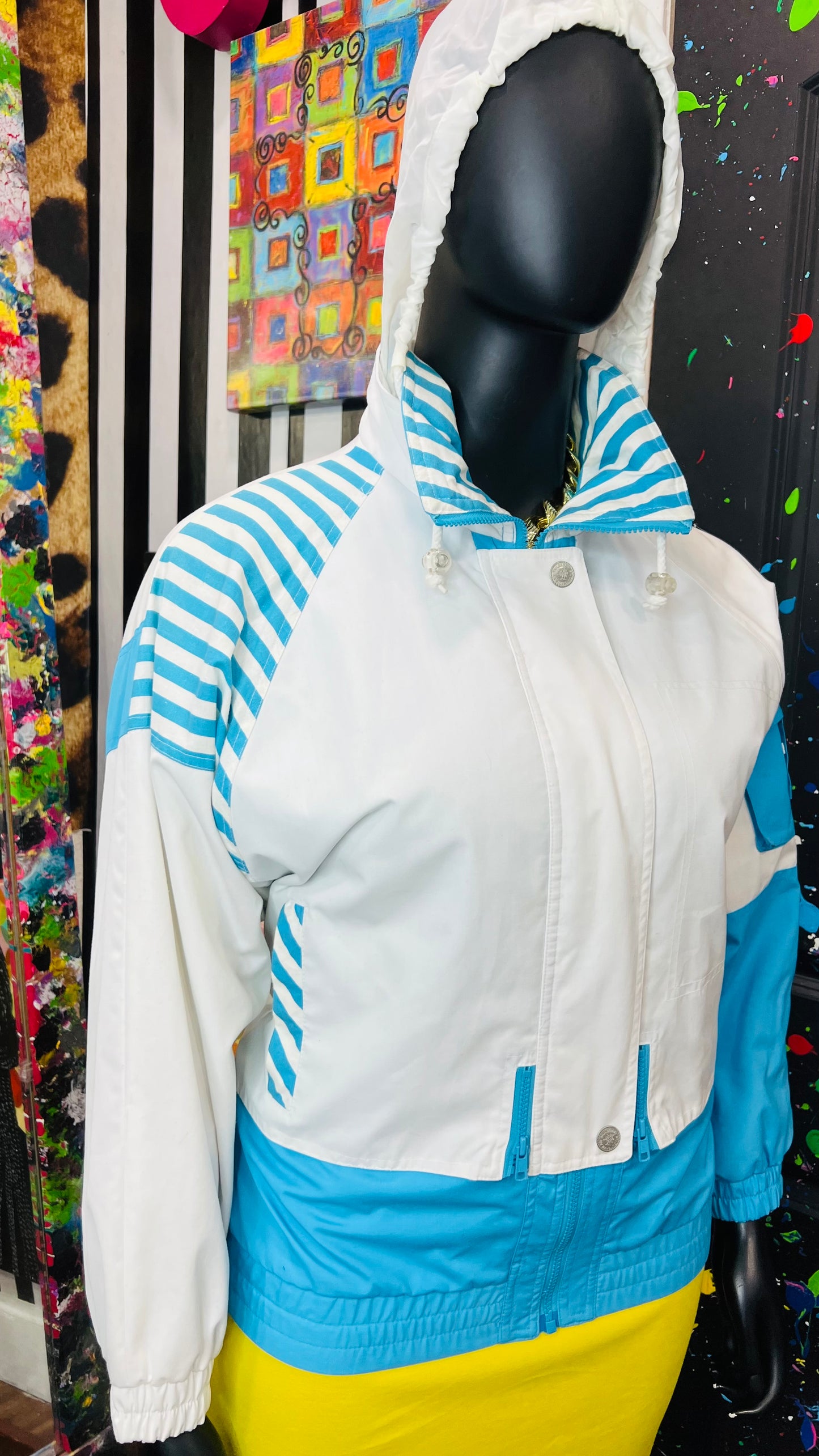 Vintage White & Blue Jacket w/ Stripes (14)