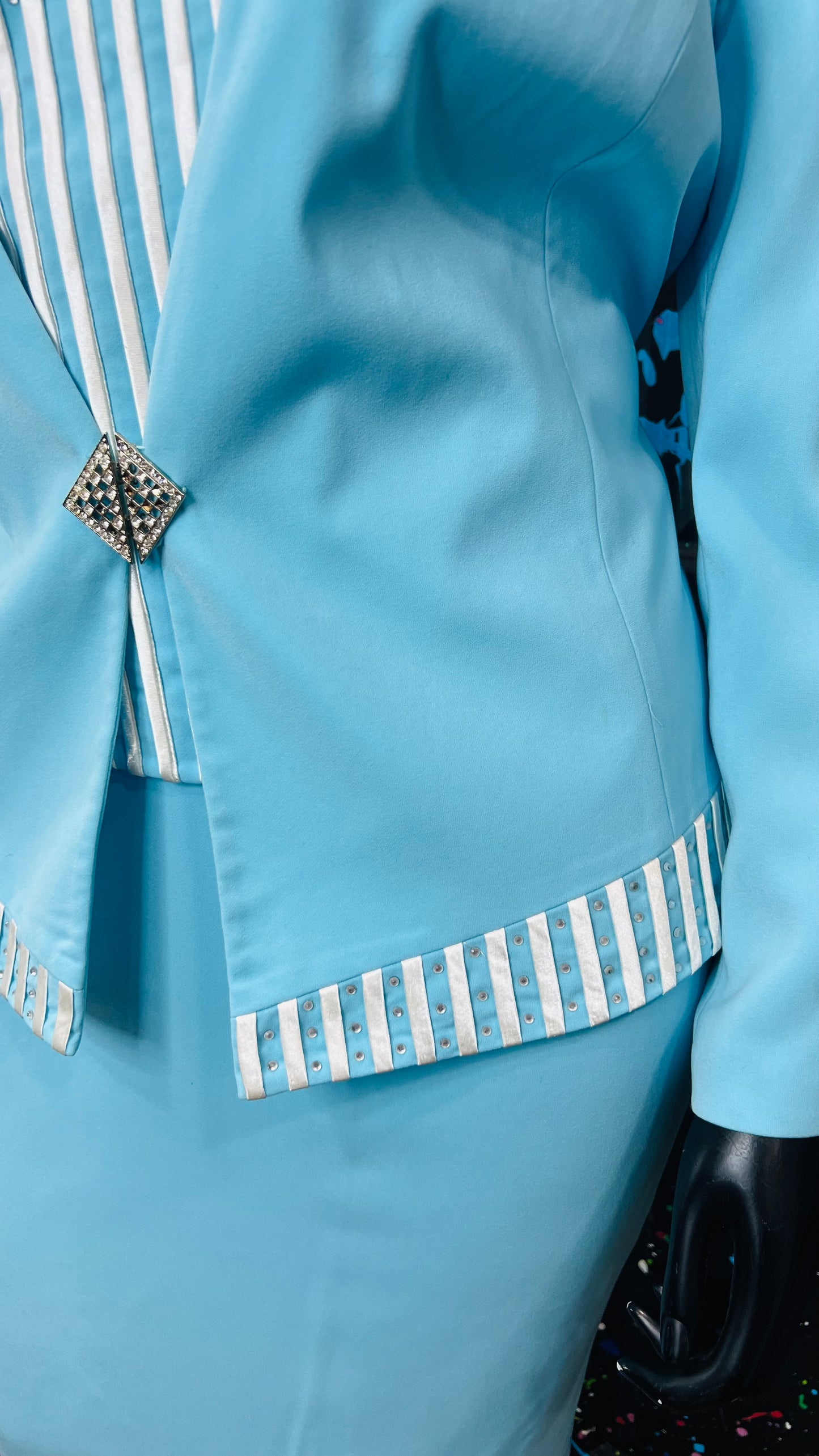 Vintage Blue & White Skirt Suit (18)