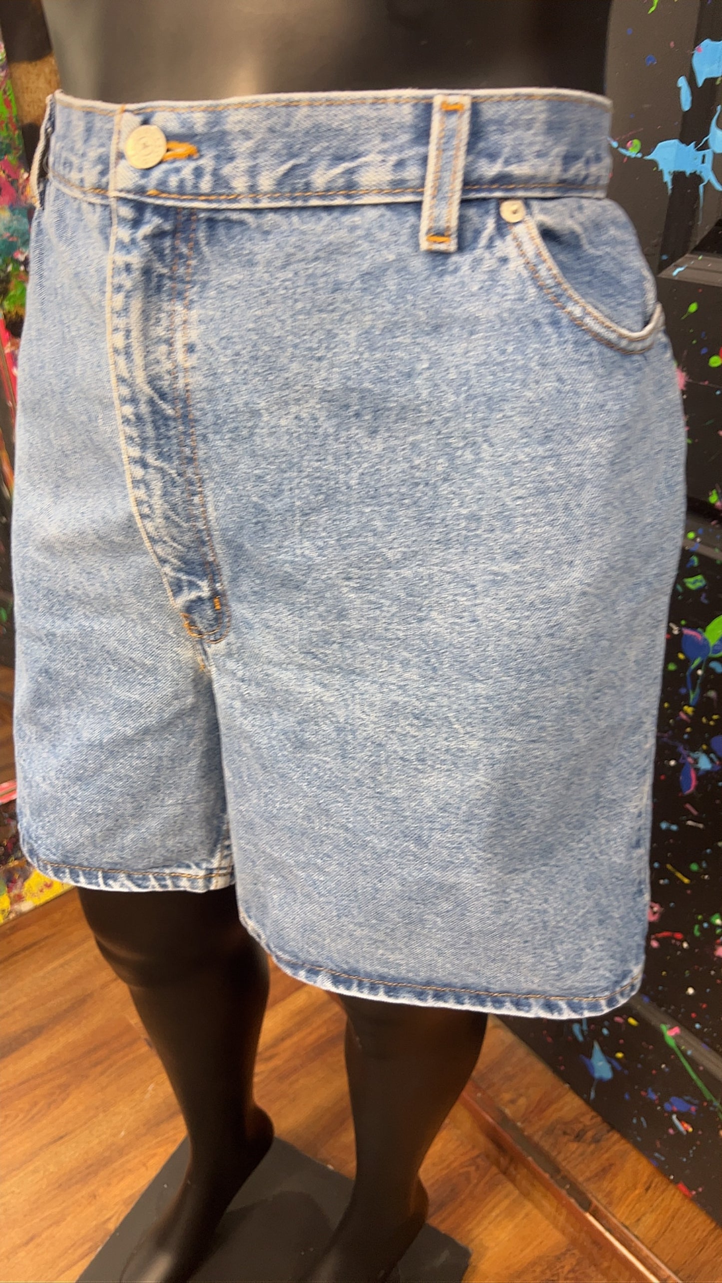 Vintage Denim Mom Shorts (24W)