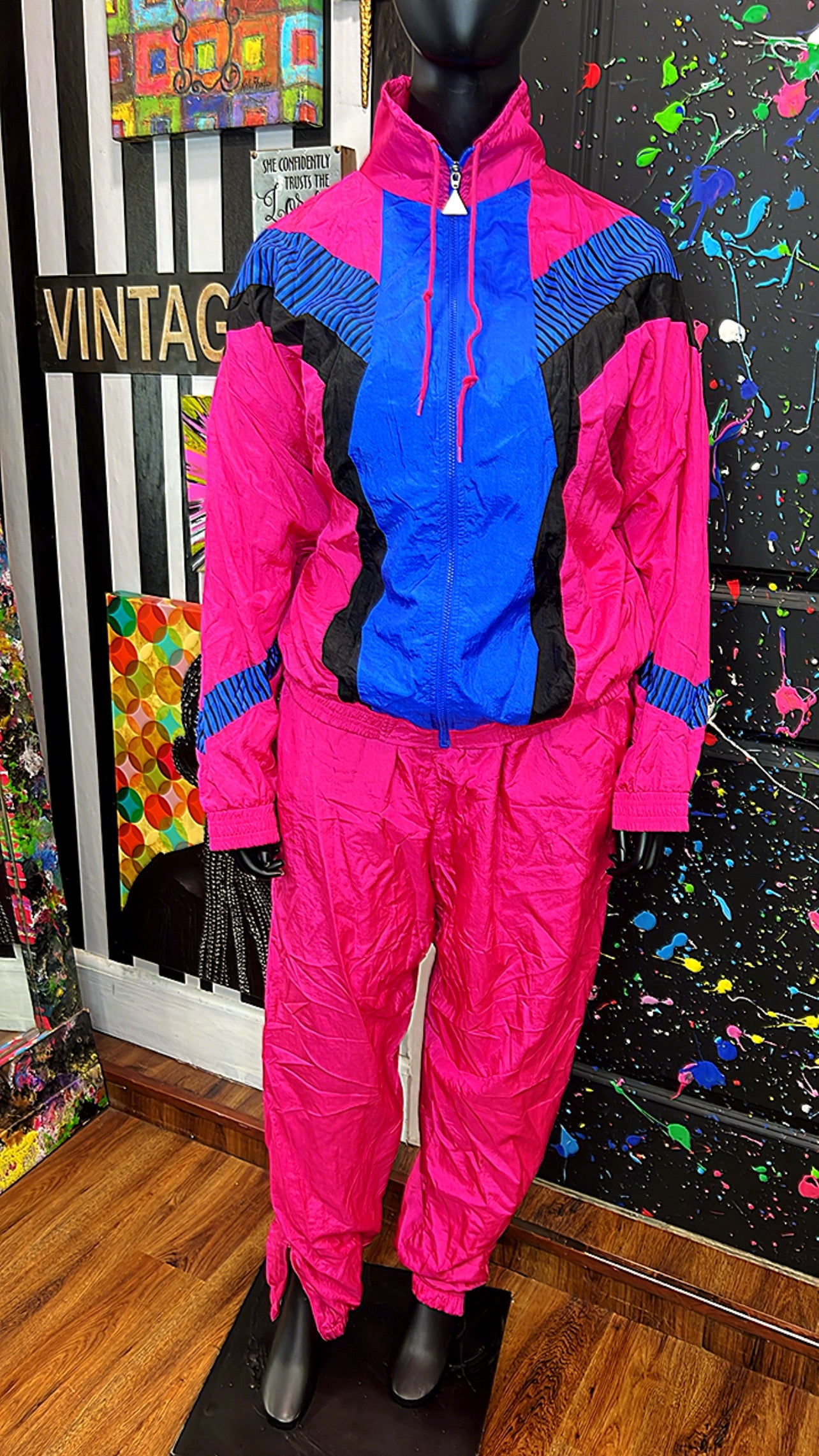 Vintage Pink Black & Blue Windbreaker Set (20/22)