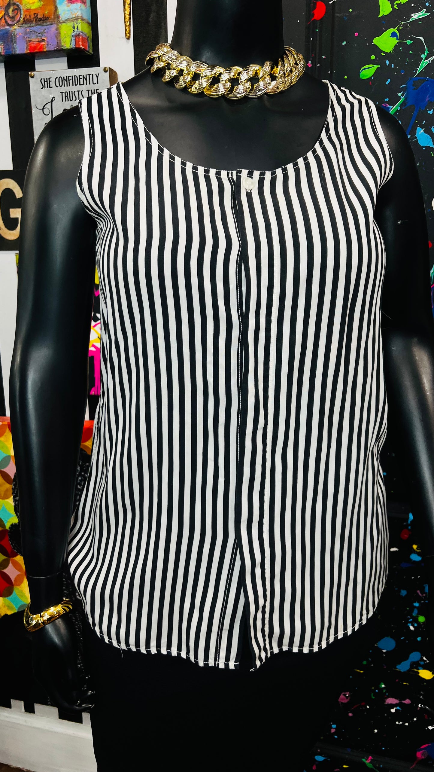 Vintage Sleeveless Black & White Blouse (12)