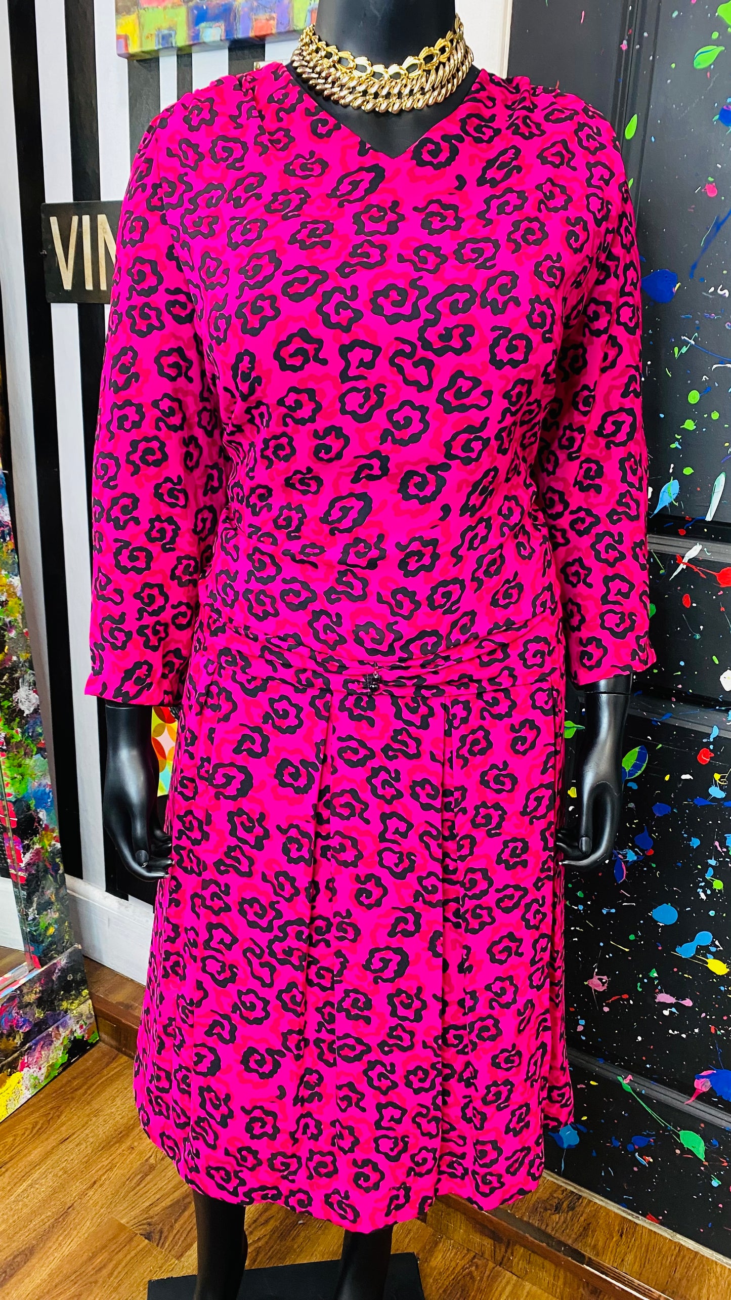 Vintage Pink & Black ‘York’ Skirt Set (24 1/2)