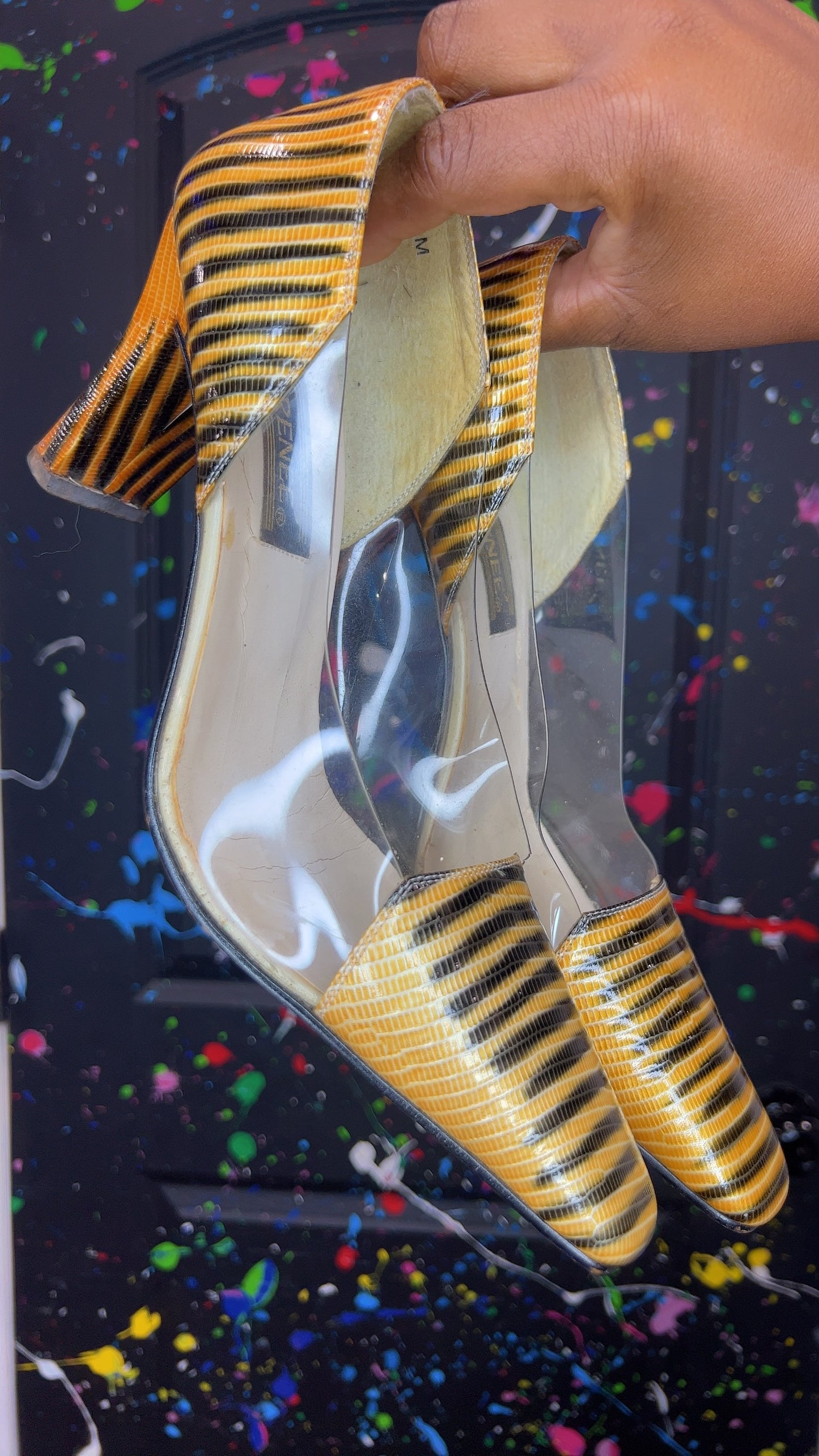 Vintage Clear Gold & Black Heels (11)