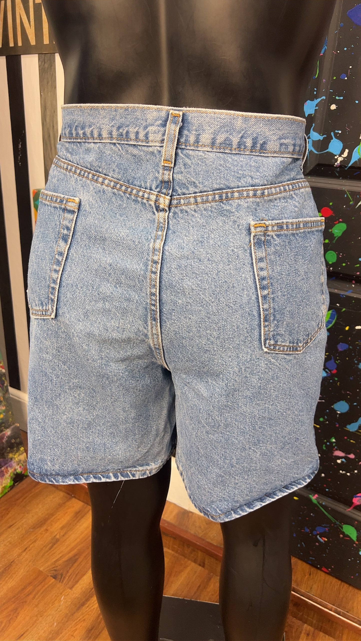 Vintage Denim Mom Shorts (24W)
