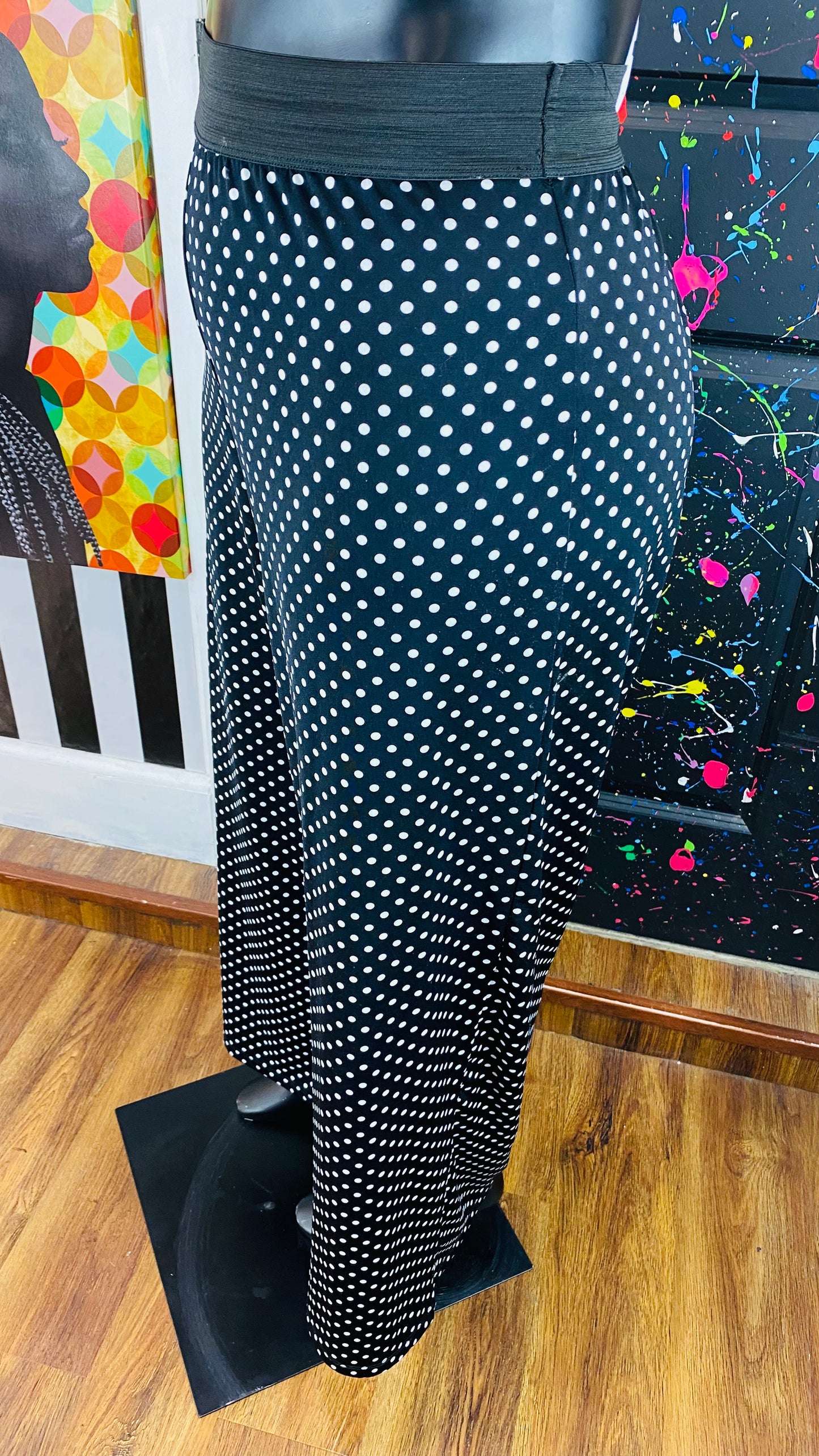 Lavish B&W Polkadot Print Stretch Pants