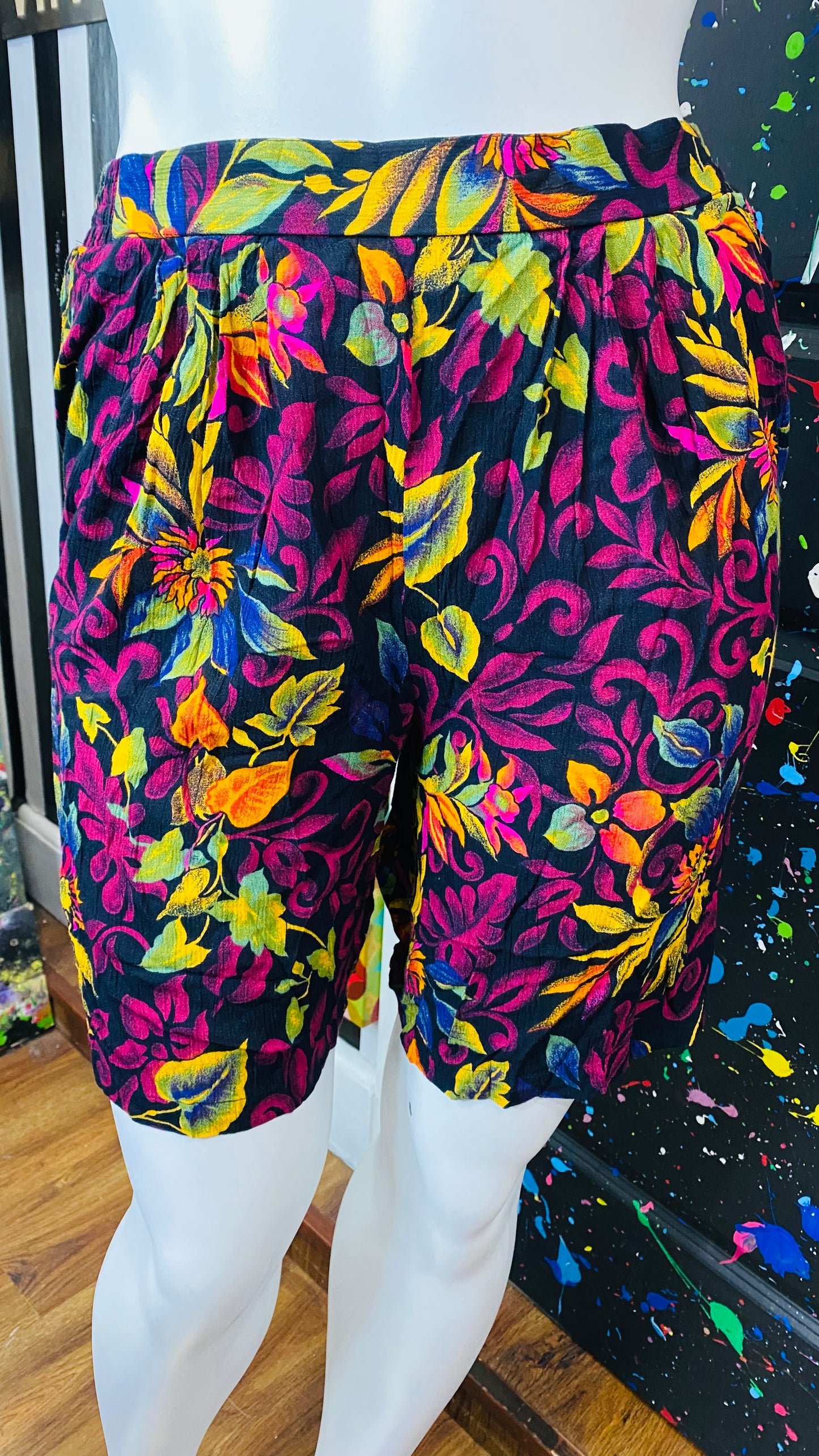 Vintage Rayon Floral Shorts (18)