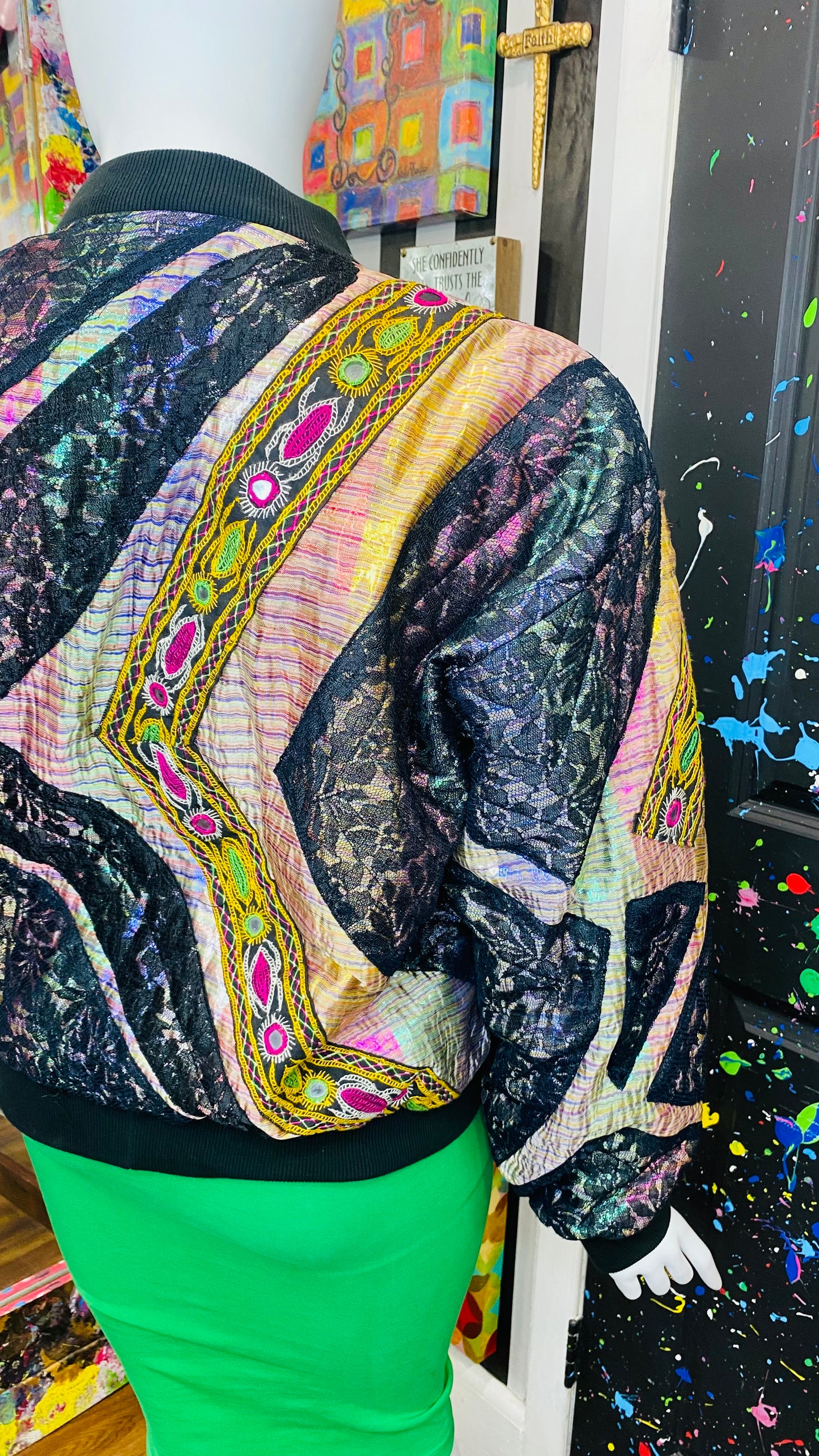 Vintage Abstract Lace Puffer Jacket (22)
