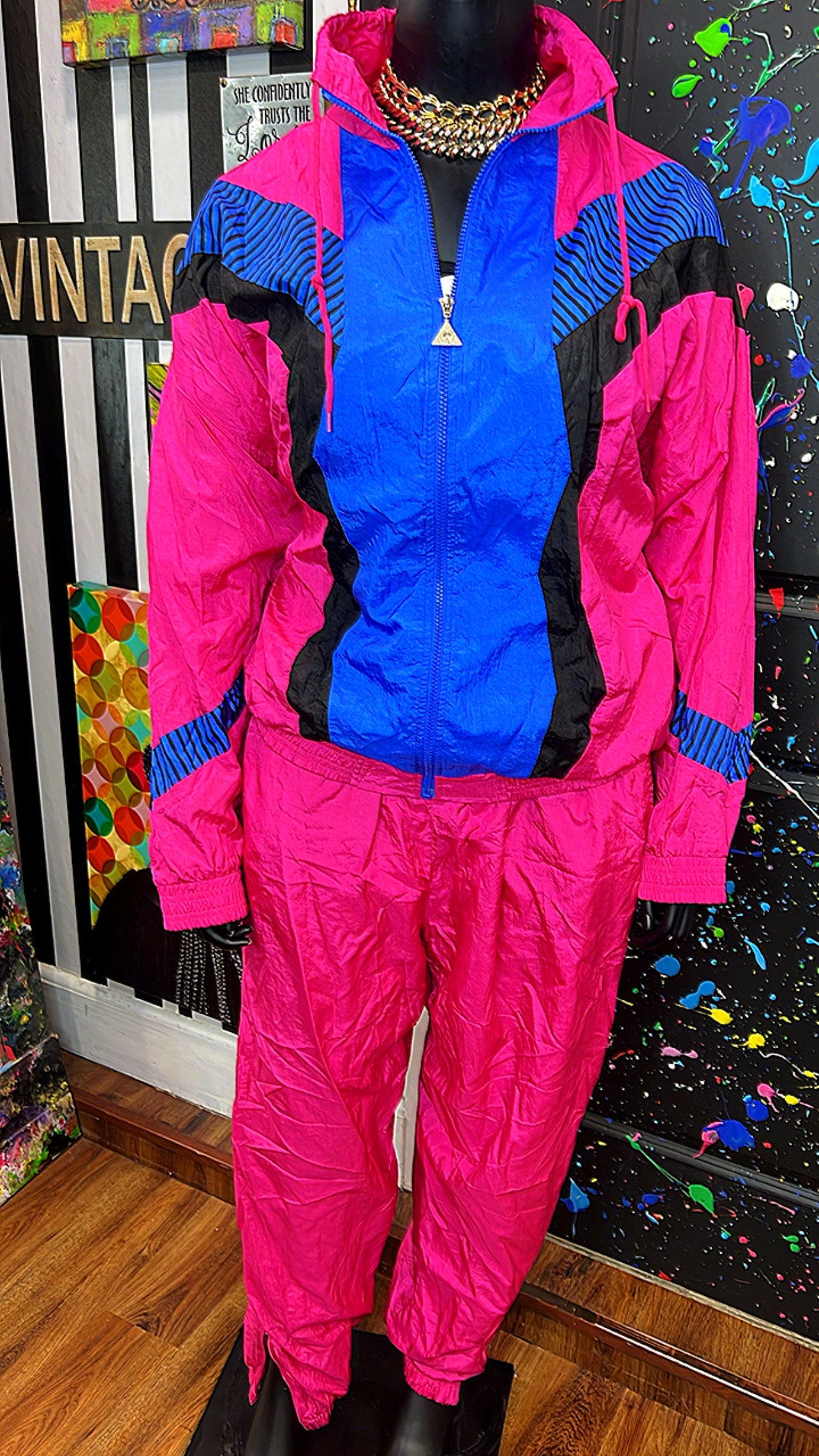 Vintage Pink Black & Blue Windbreaker Set (20/22)