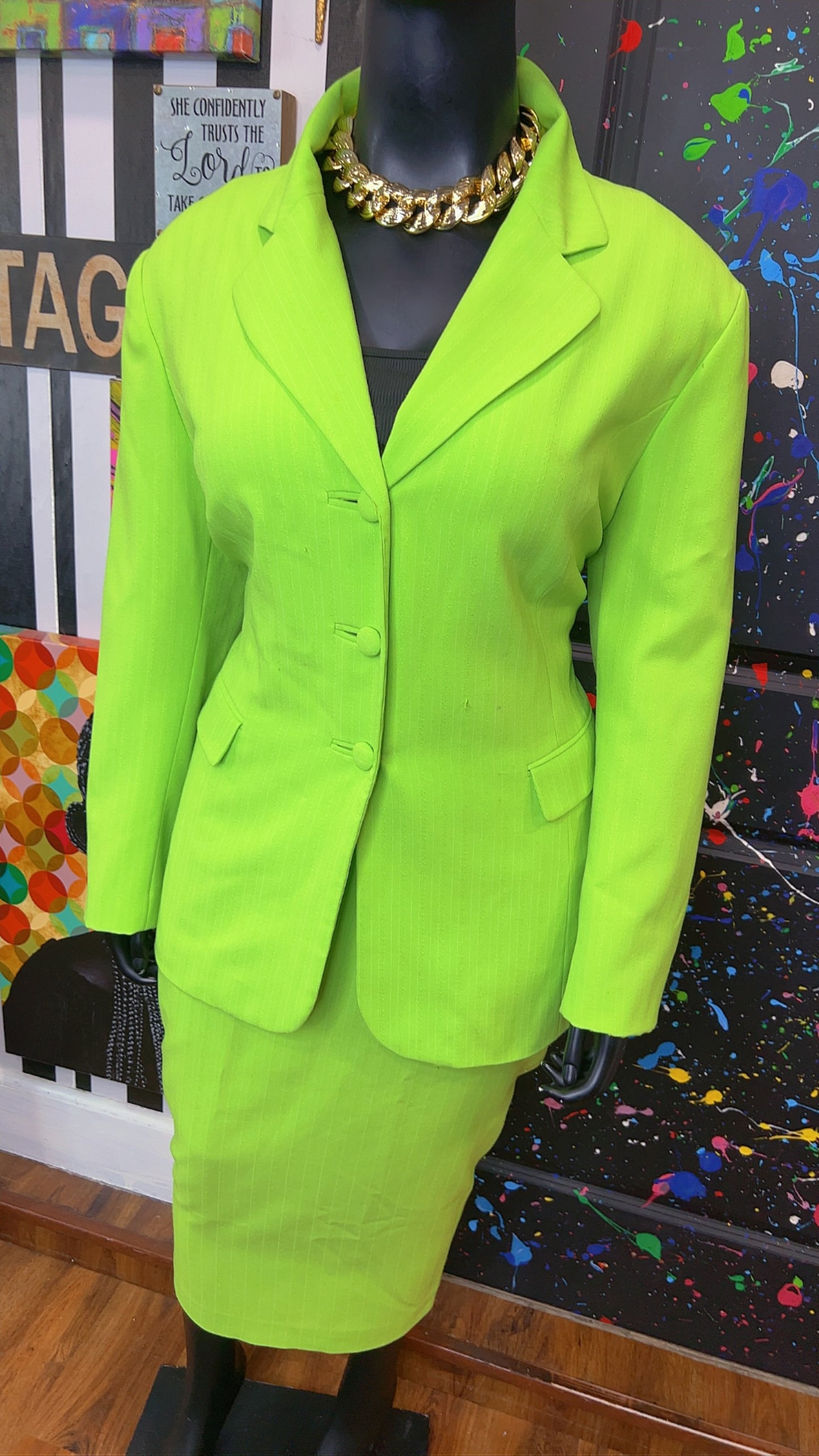 Vintage Green Skirt Suit (20)