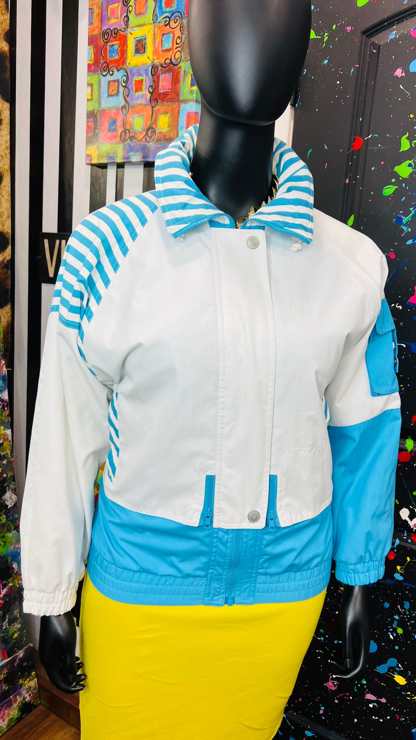 Vintage White & Blue Jacket w/ Stripes (14)