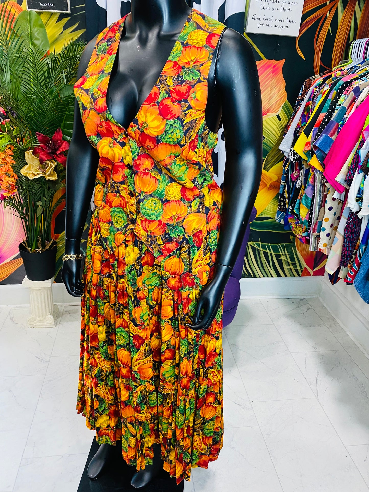 Vintage 2 piece Vest & Skirt Set