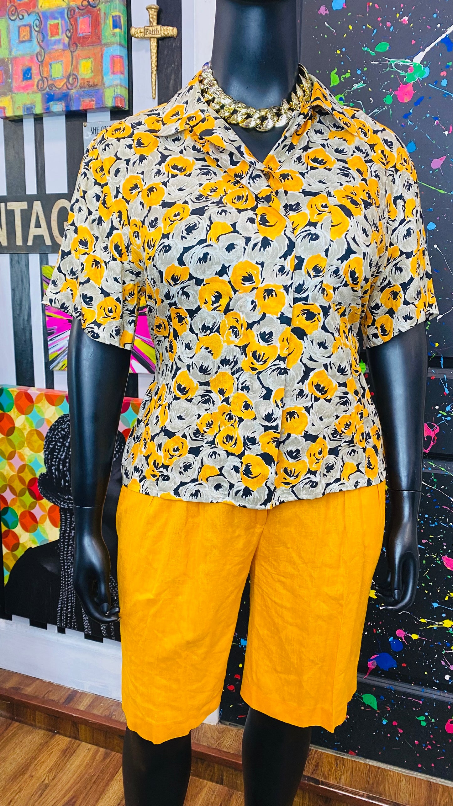 Vintage Yellow, Tan & Black Shorts Set (16)