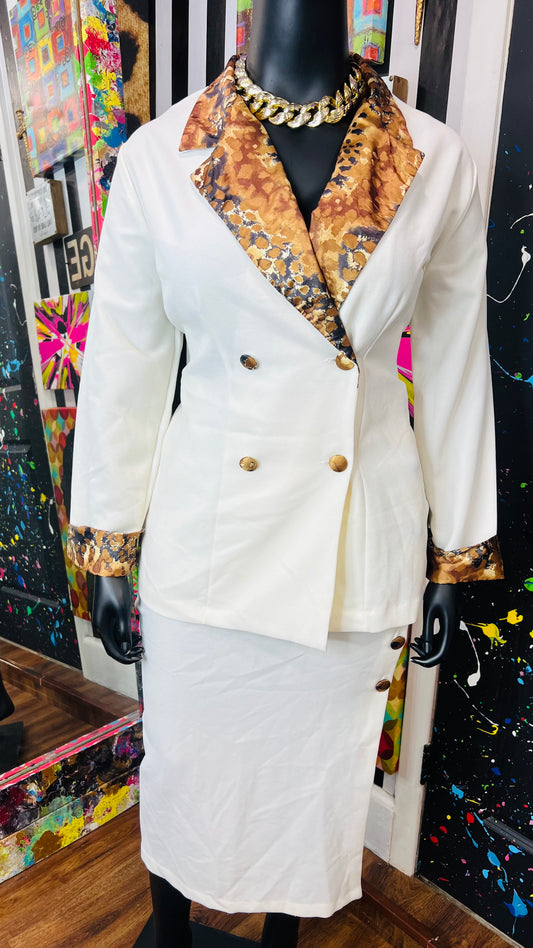Vintage Cream & Abstract Print Skirt Suit (18)