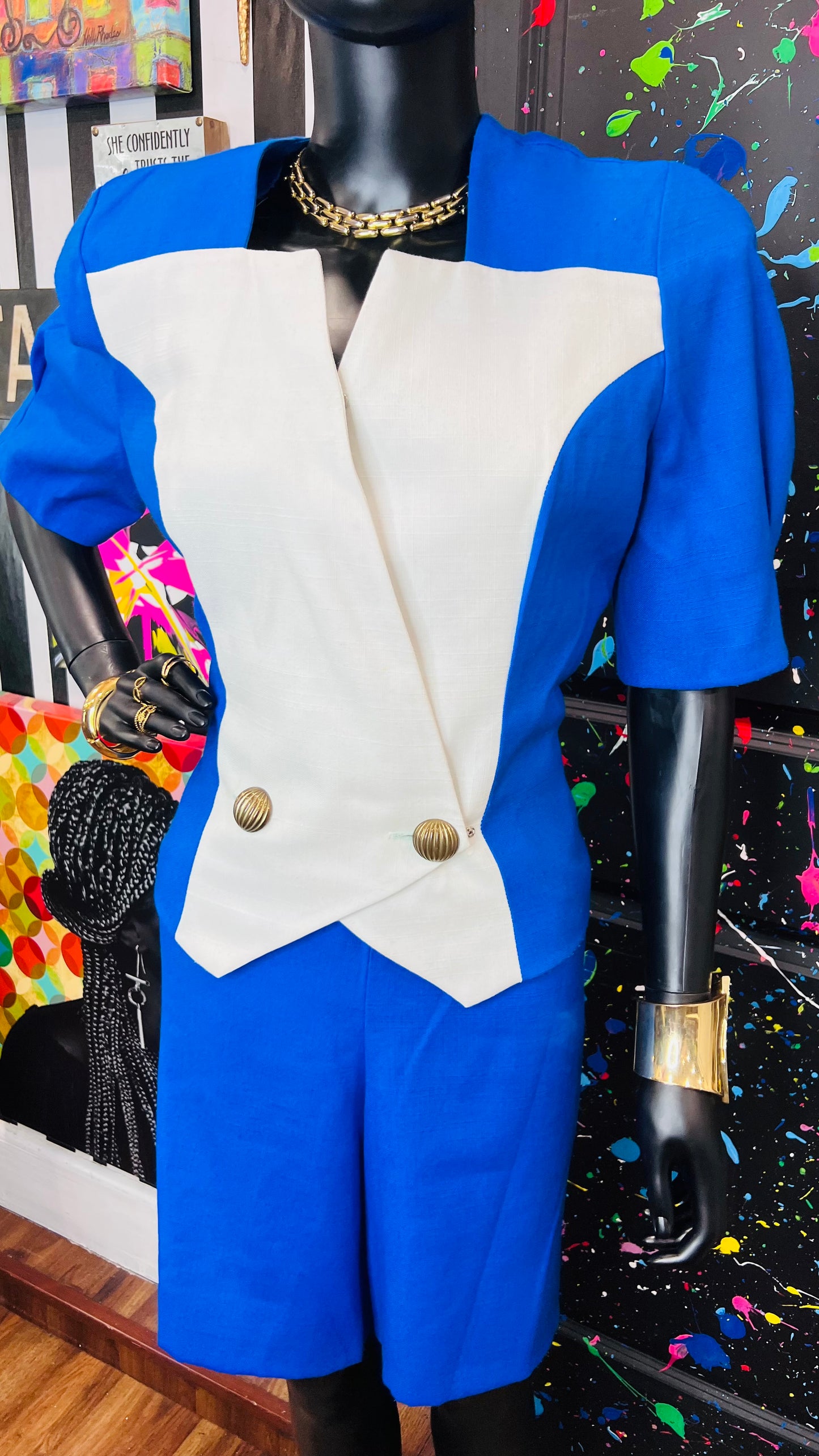 Vintage Blue & White Short Set (12)