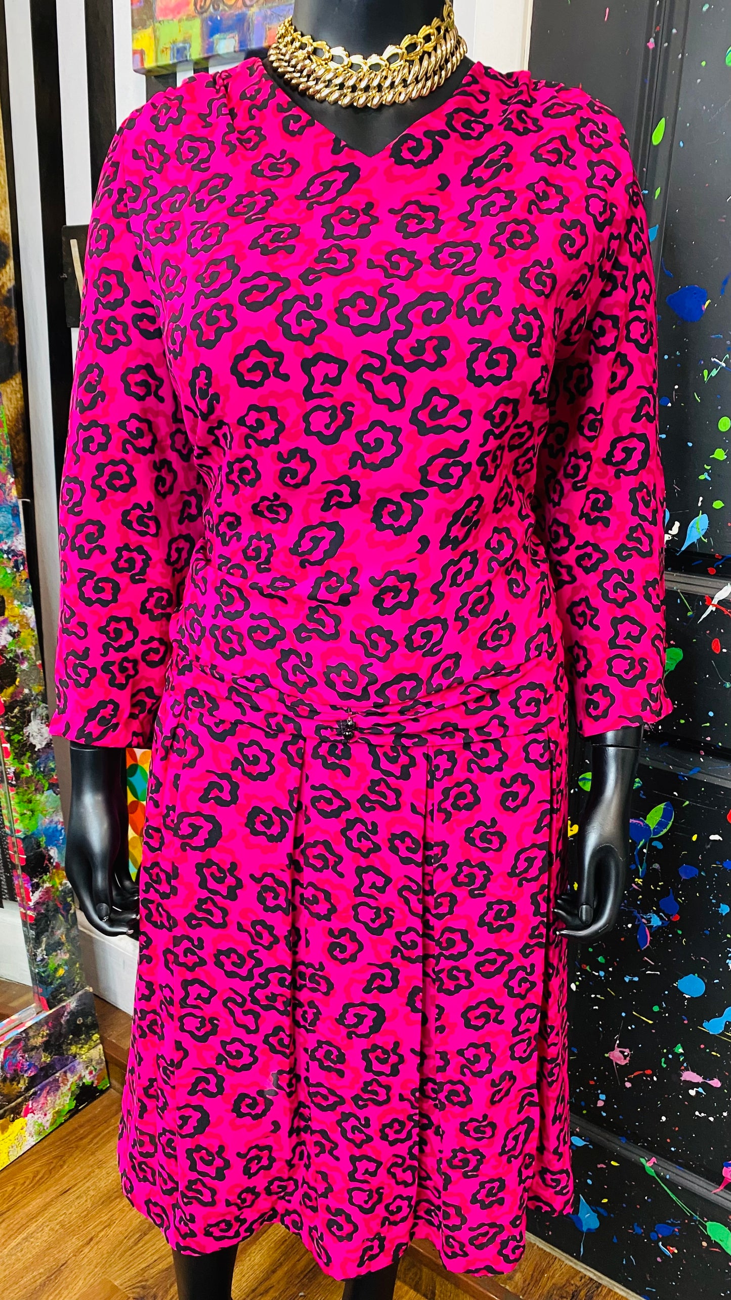 Vintage Pink & Black ‘York’ Skirt Set (24 1/2)