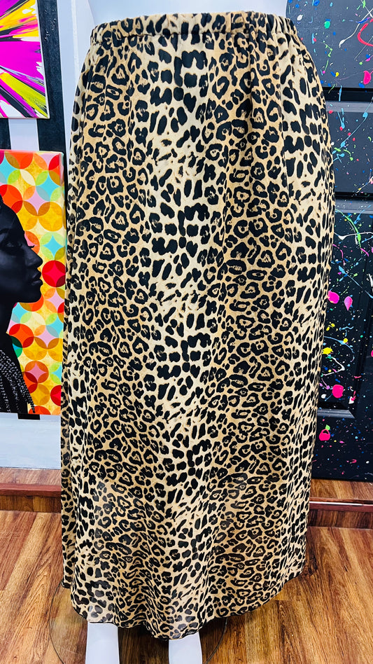New w/ Tags Leopard Print Skirt (20)