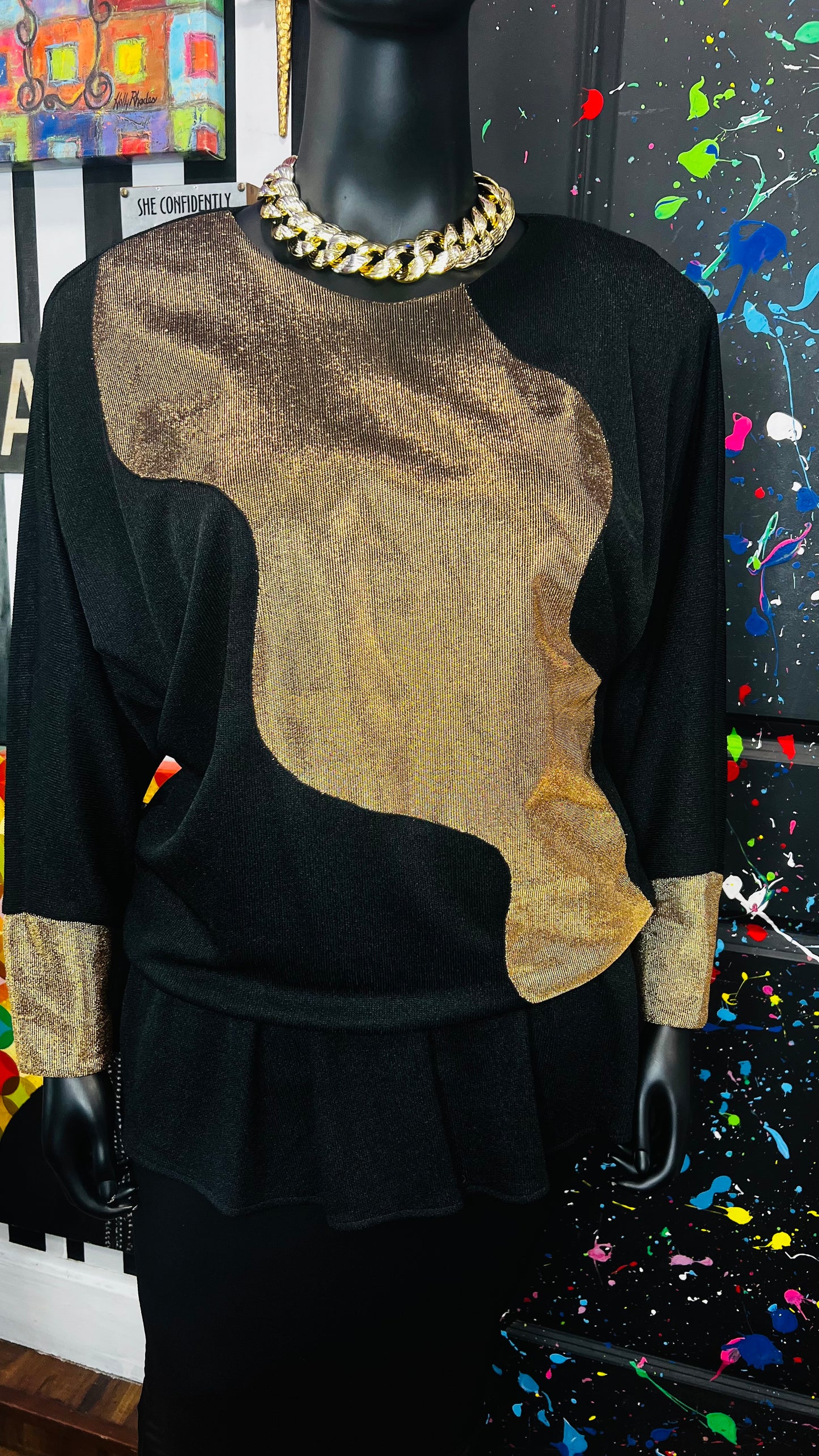 Vintage Gold & Black Sweater (22/24)