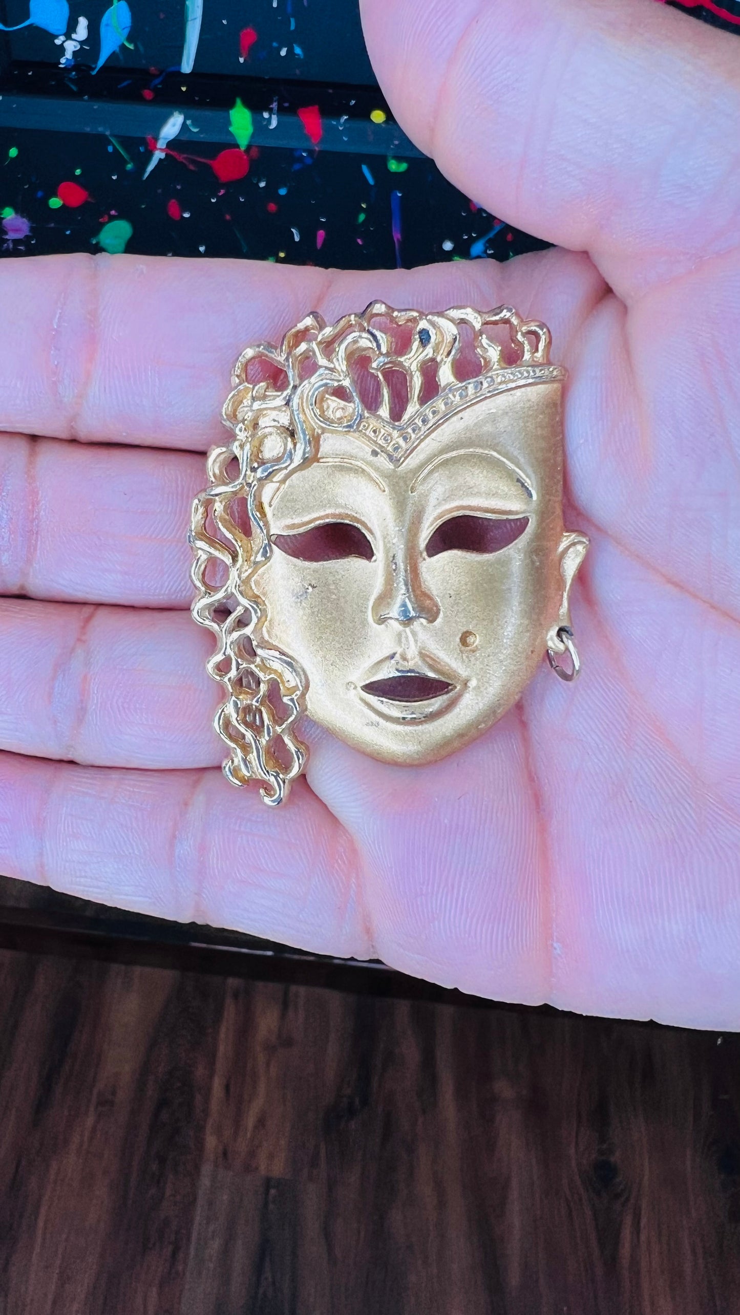 Vintage Gold Plated 90’s Brooch Pin