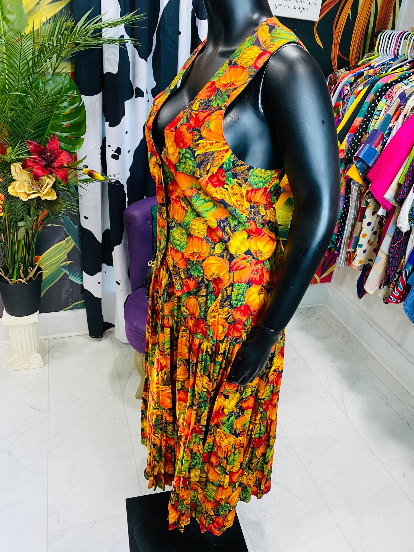 Vintage 2 piece Vest & Skirt Set