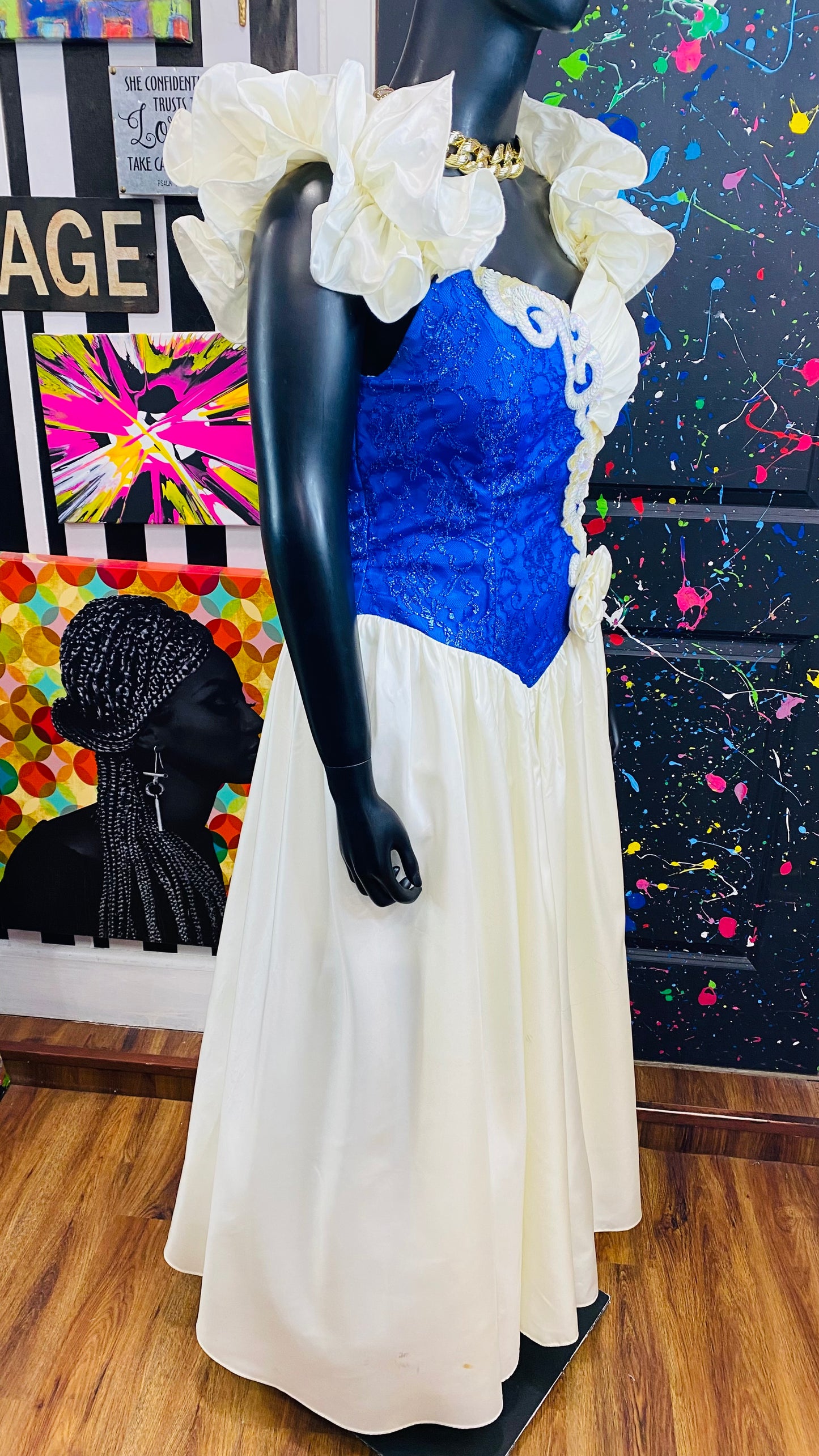 Vintage Blue & Off White Wedding Gown (18) Fits Like a Modern 12/14