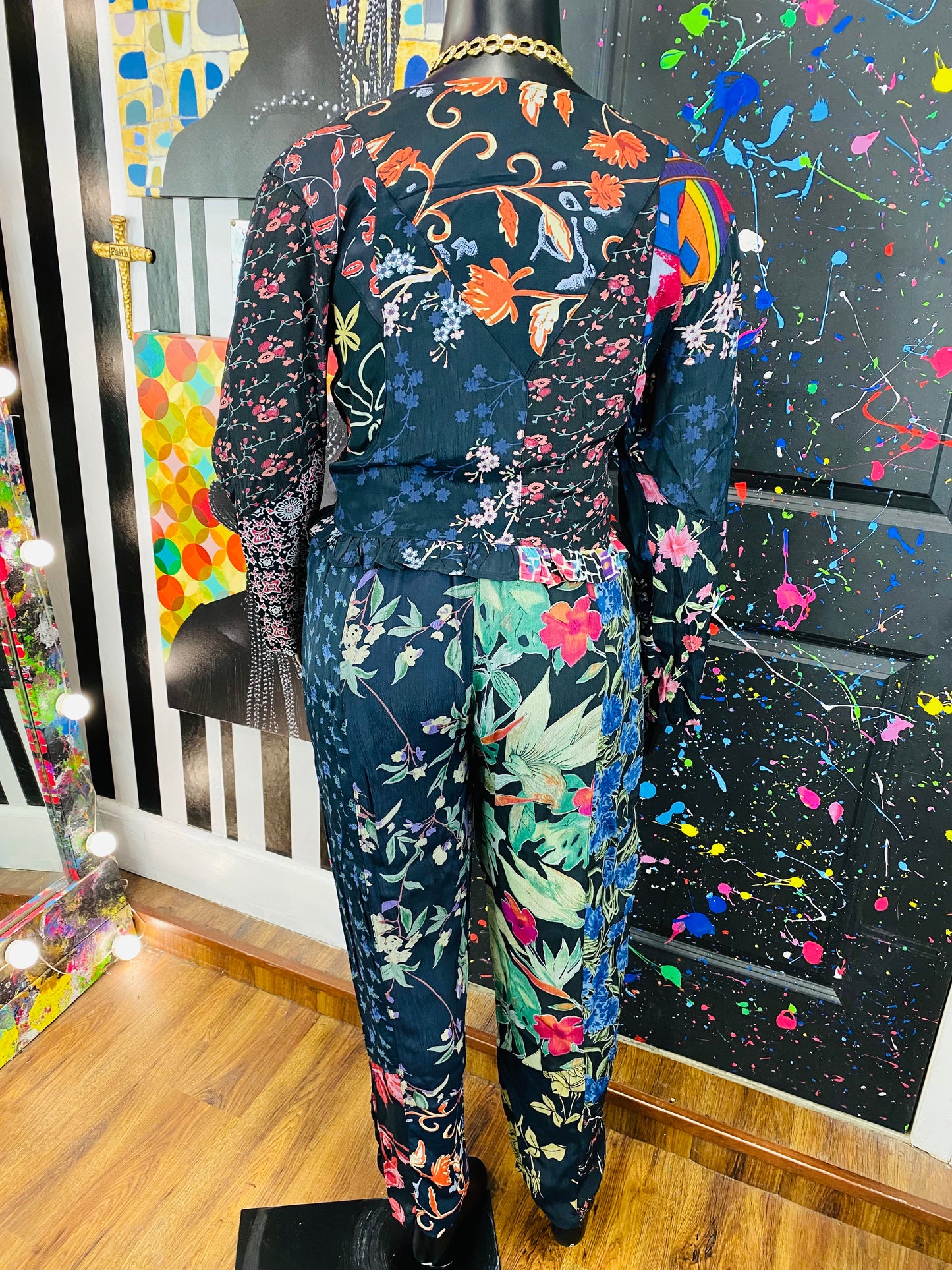 Vintage Scared Threads Pants Set