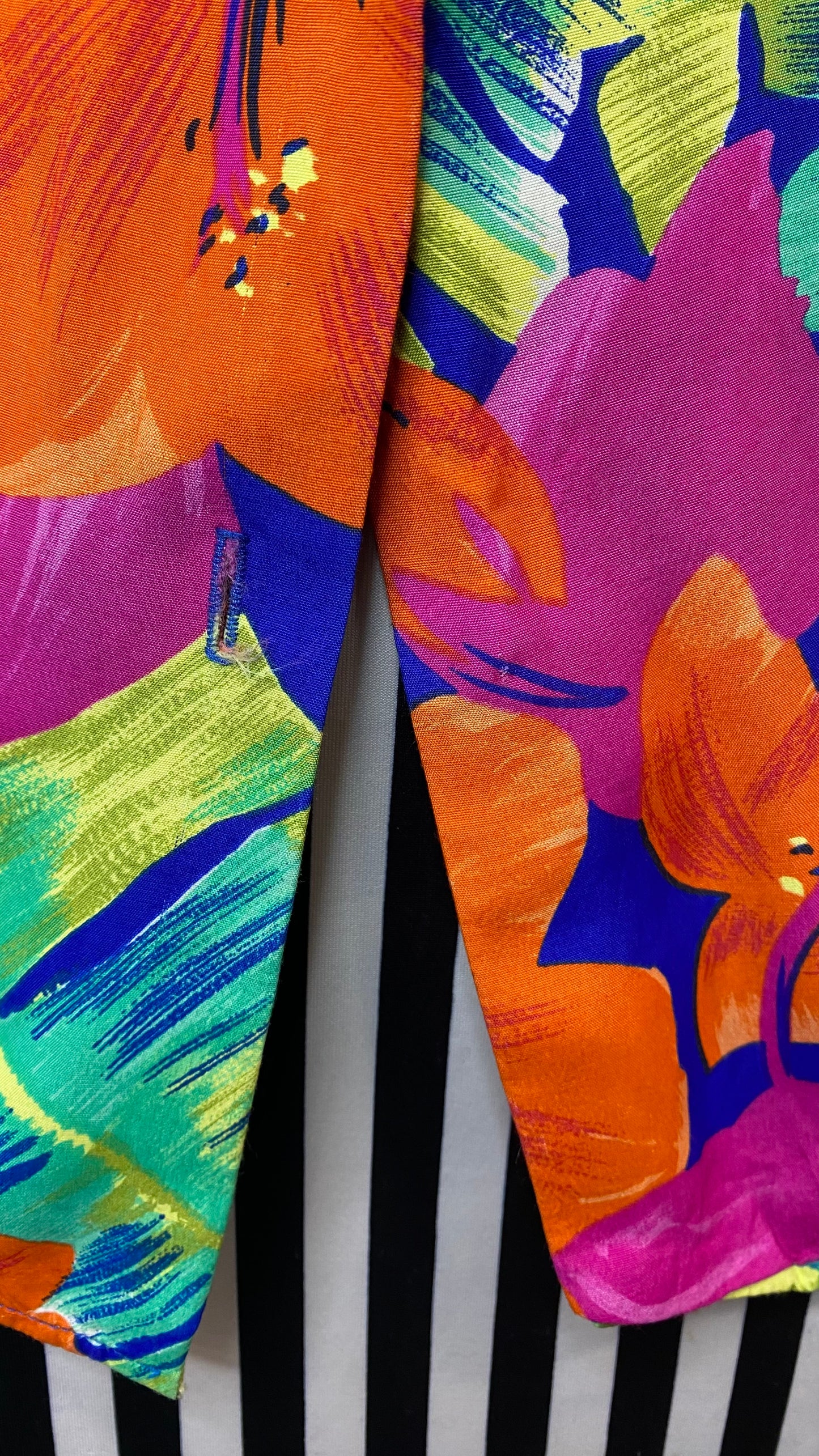 Vintage Tropical Floral Blouse (22W)