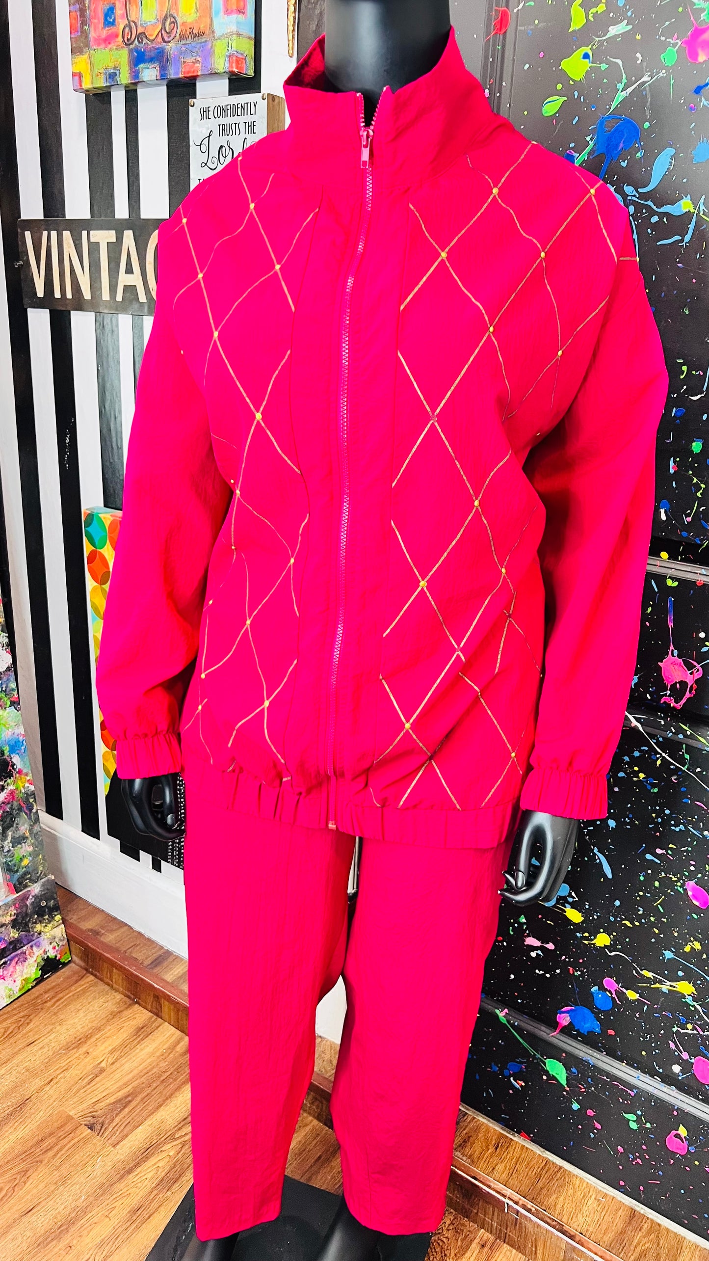 Vintage Pink & Gold Jogging Set (16)