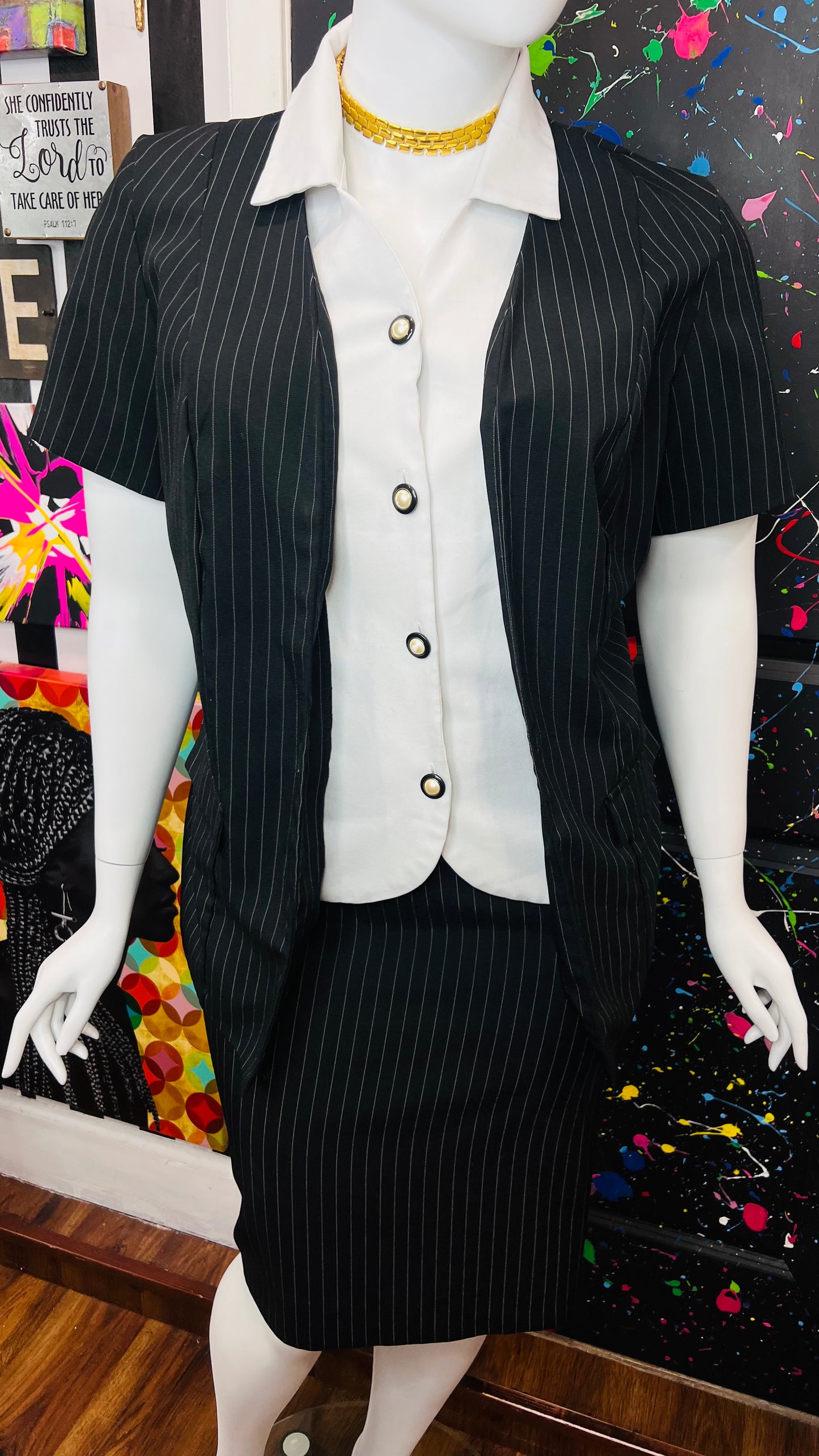 Vintage Black & White Pin Striped Suit (18W)