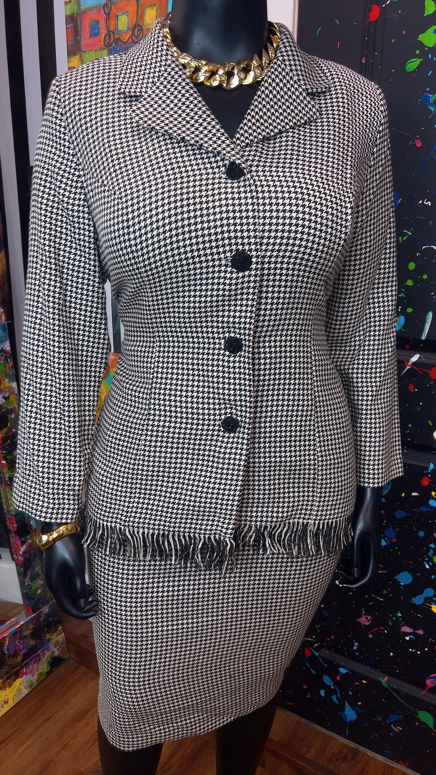 Vintage Houndstooth Black & White Skirt Suit (16W)