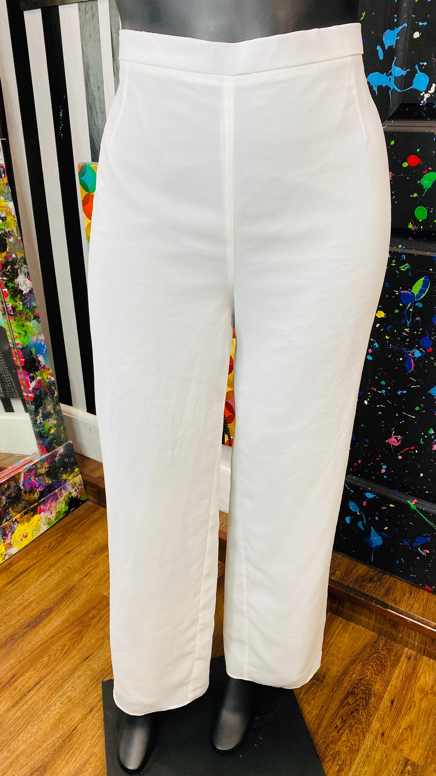 Vintage White Ashro Pants (22W)
