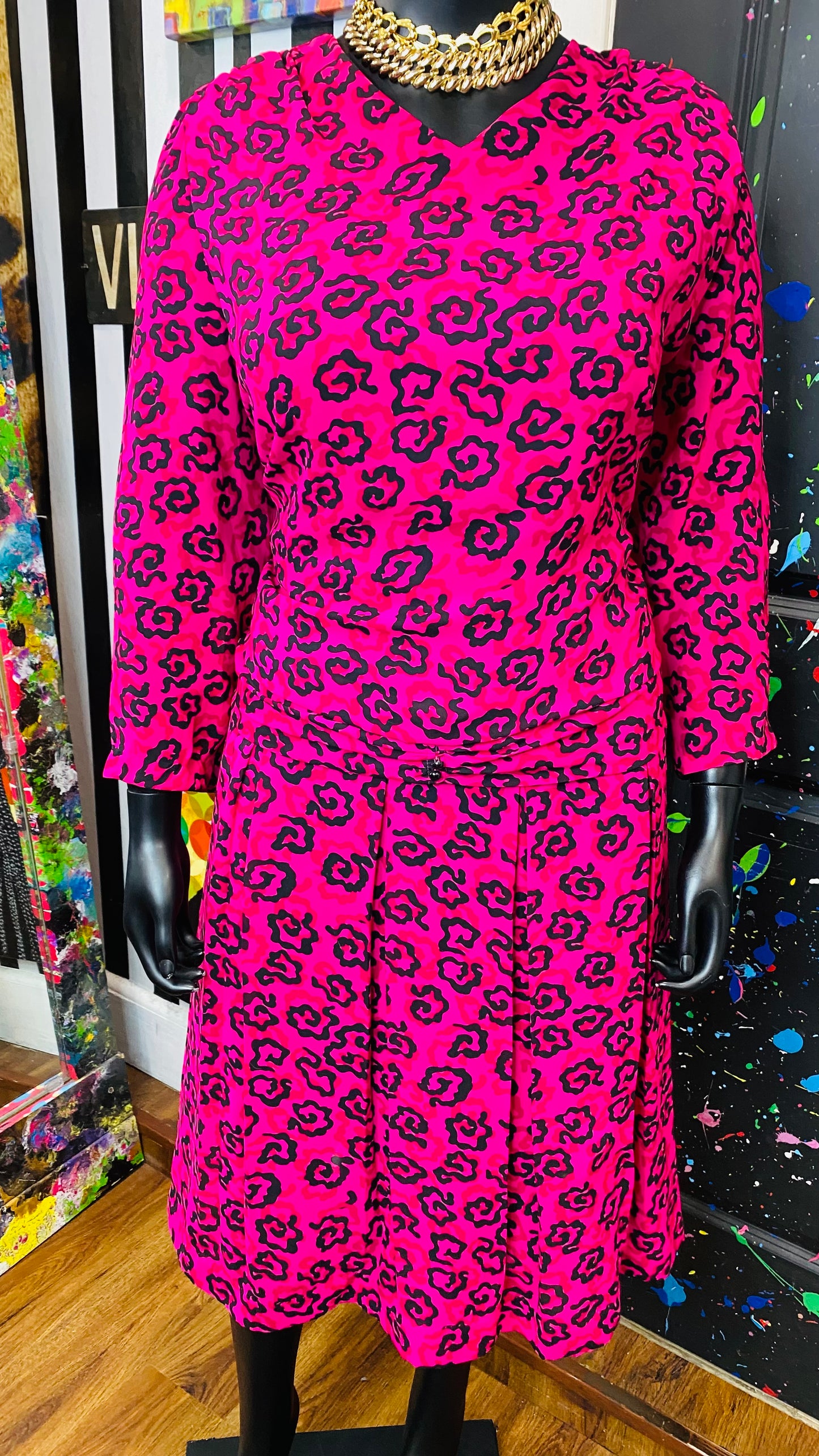 Vintage Pink & Black ‘York’ Skirt Set (24 1/2)