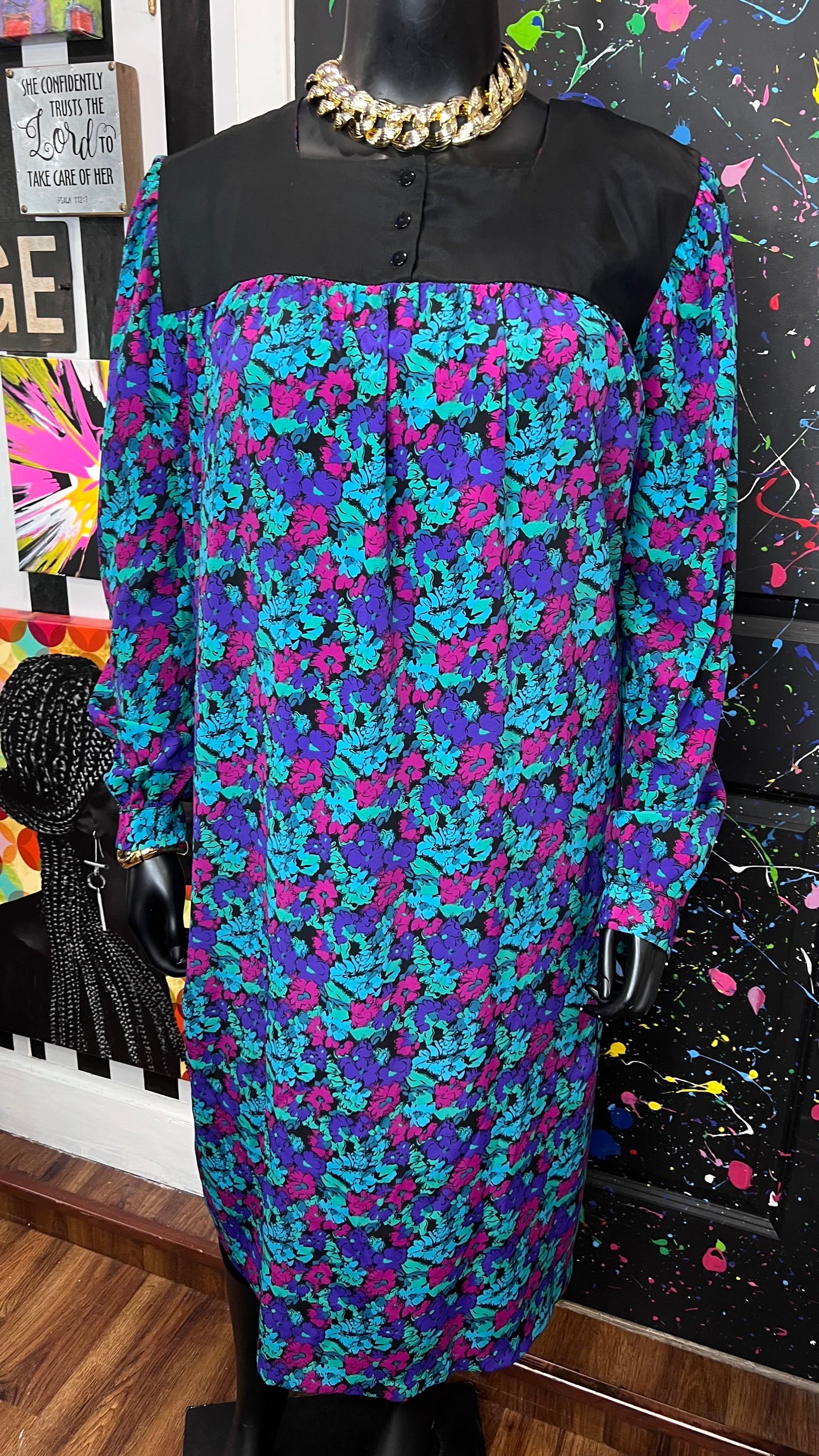 Vintage Floral Dress (26/28)