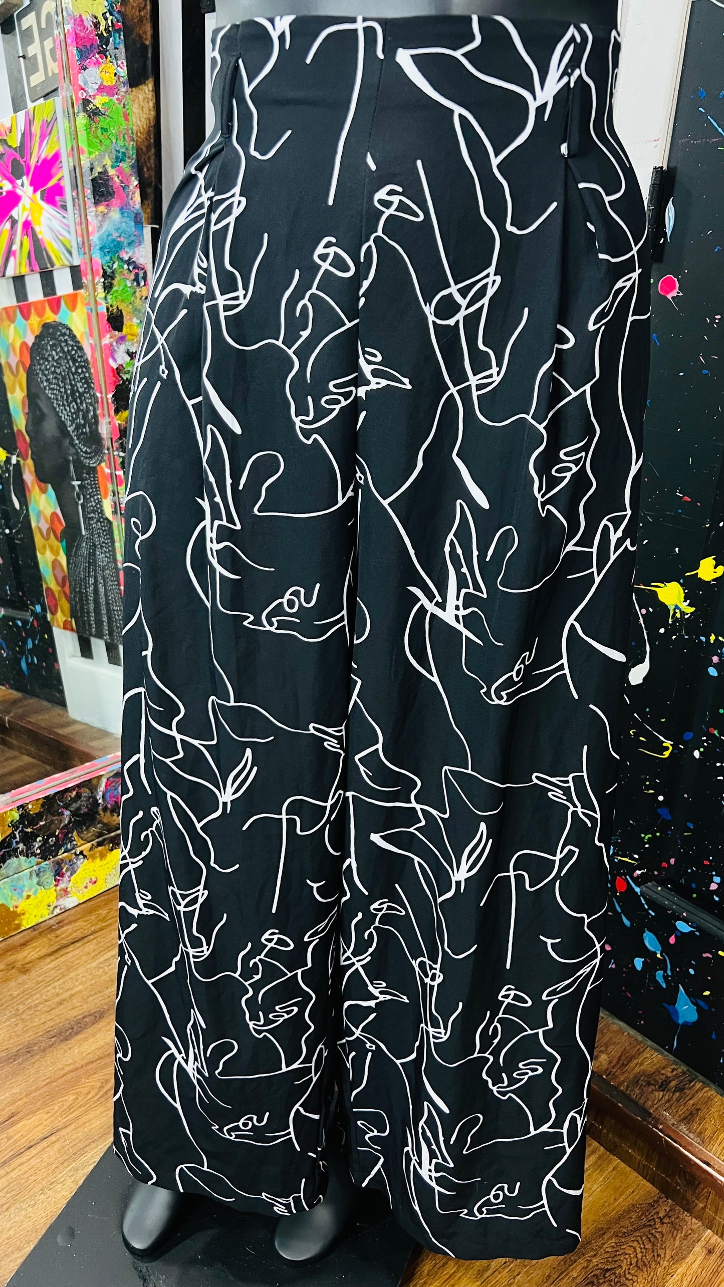 Vintage Inspired Black & White Wide Legged High Waist Pants (18)