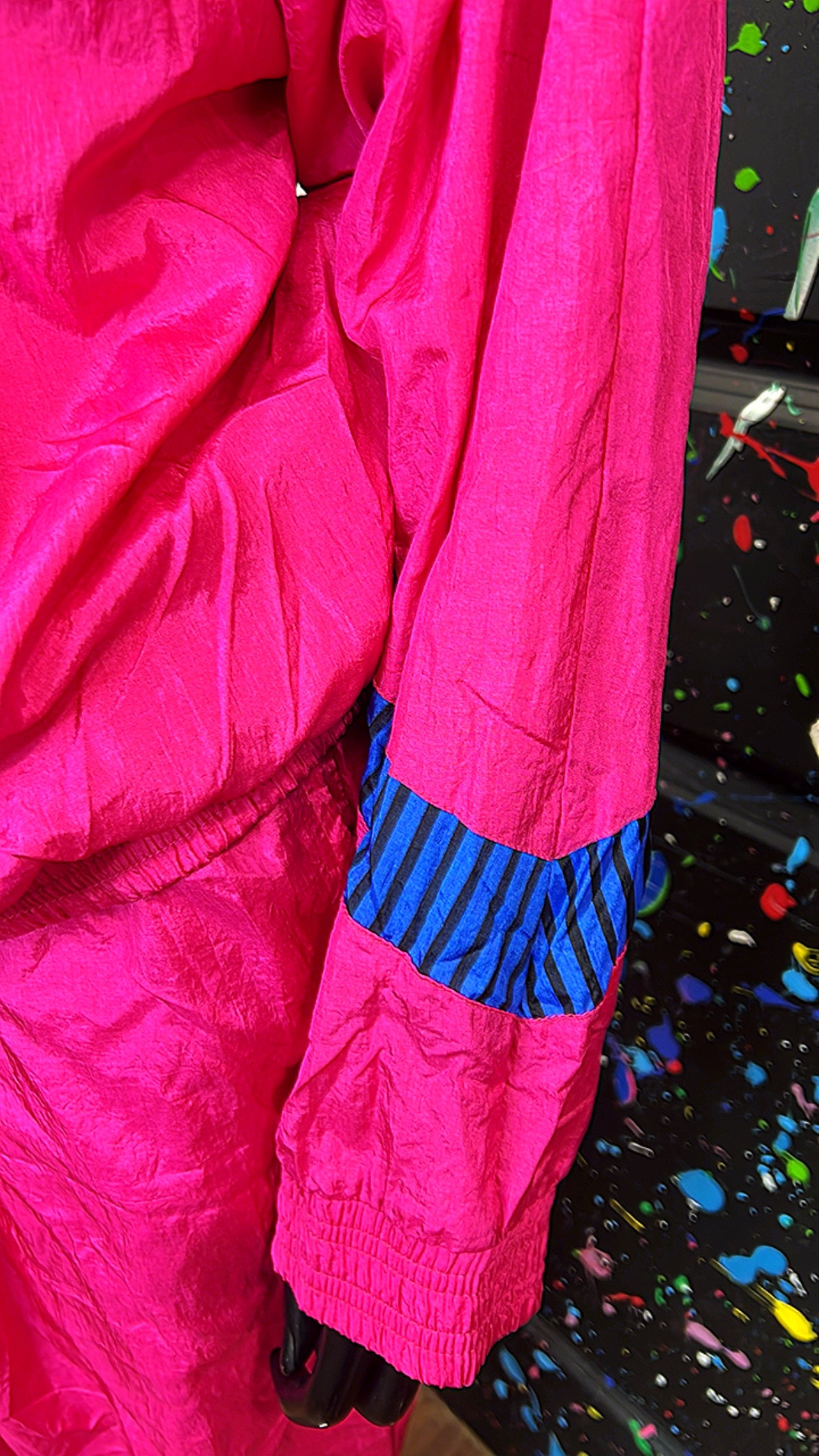 Vintage Pink Black & Blue Windbreaker Set (20/22)