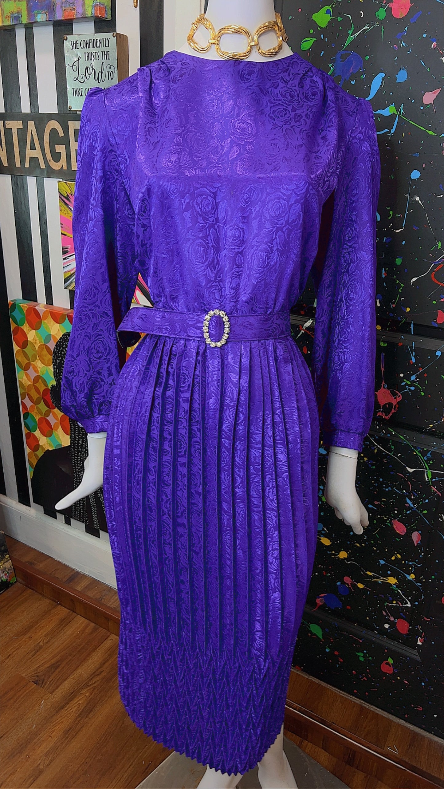 Vintage Purple Pleated Dress w/ Belt (16)