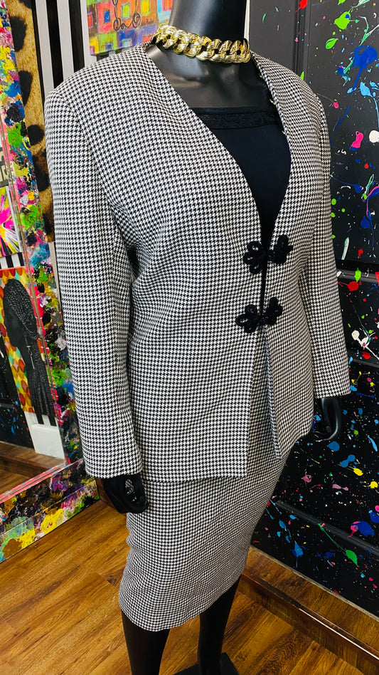 Vintage Houndstooth Skirt Set (22W)