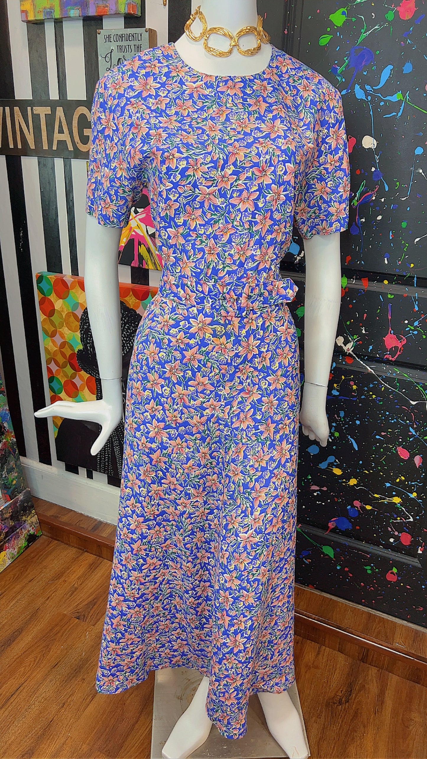Vintage Floral Dress w/ Belt (14)