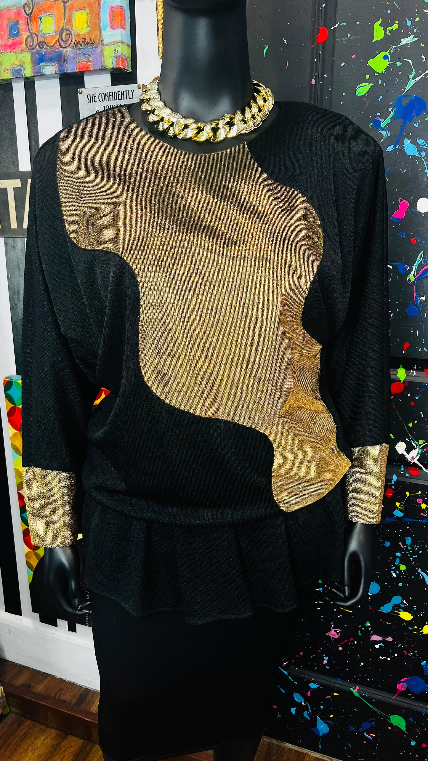 Vintage Gold & Black Sweater (22/24)