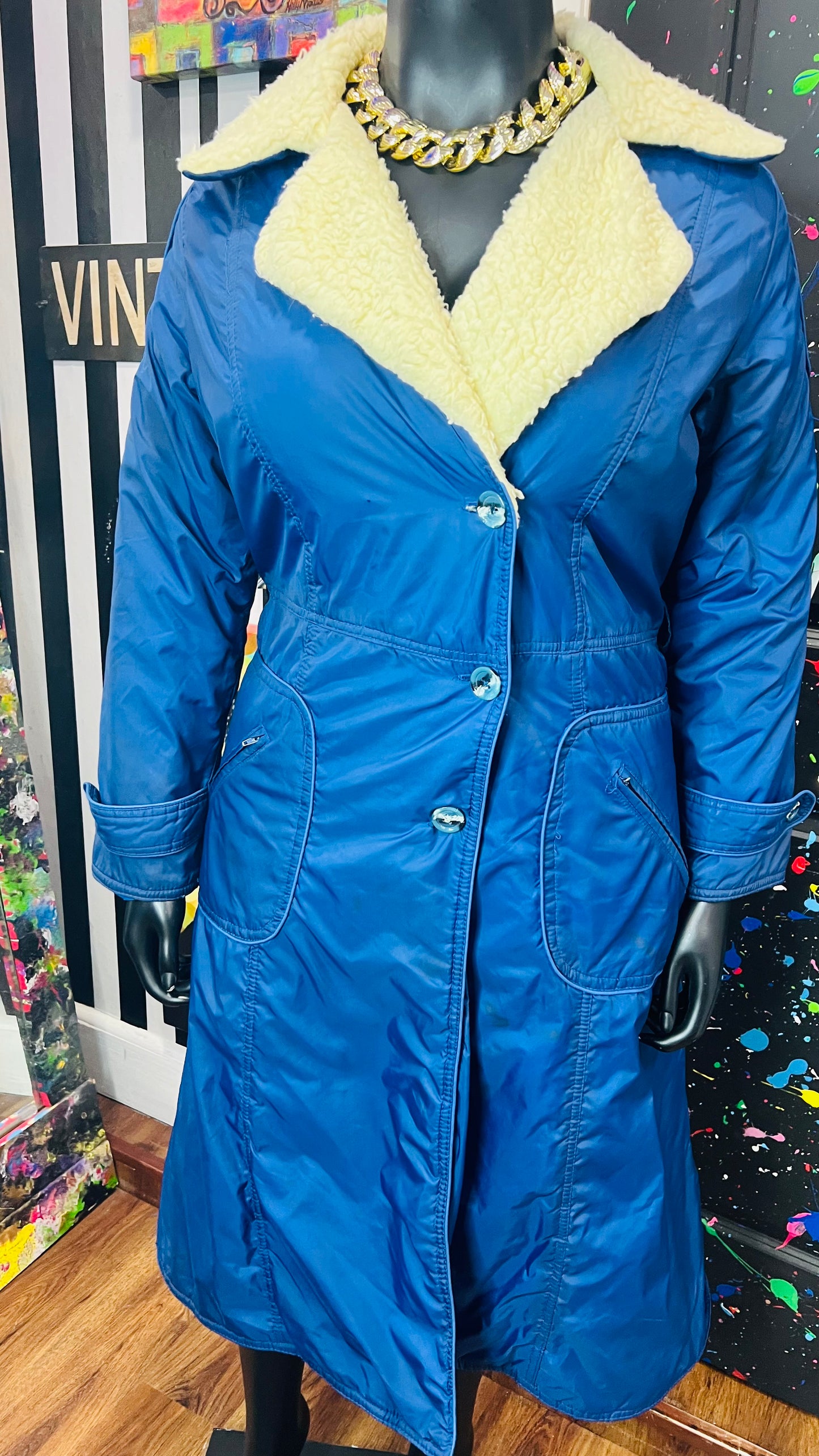 Vintage 70’s Navy Blue Double Breasted Puffer Coat (20 1/2)