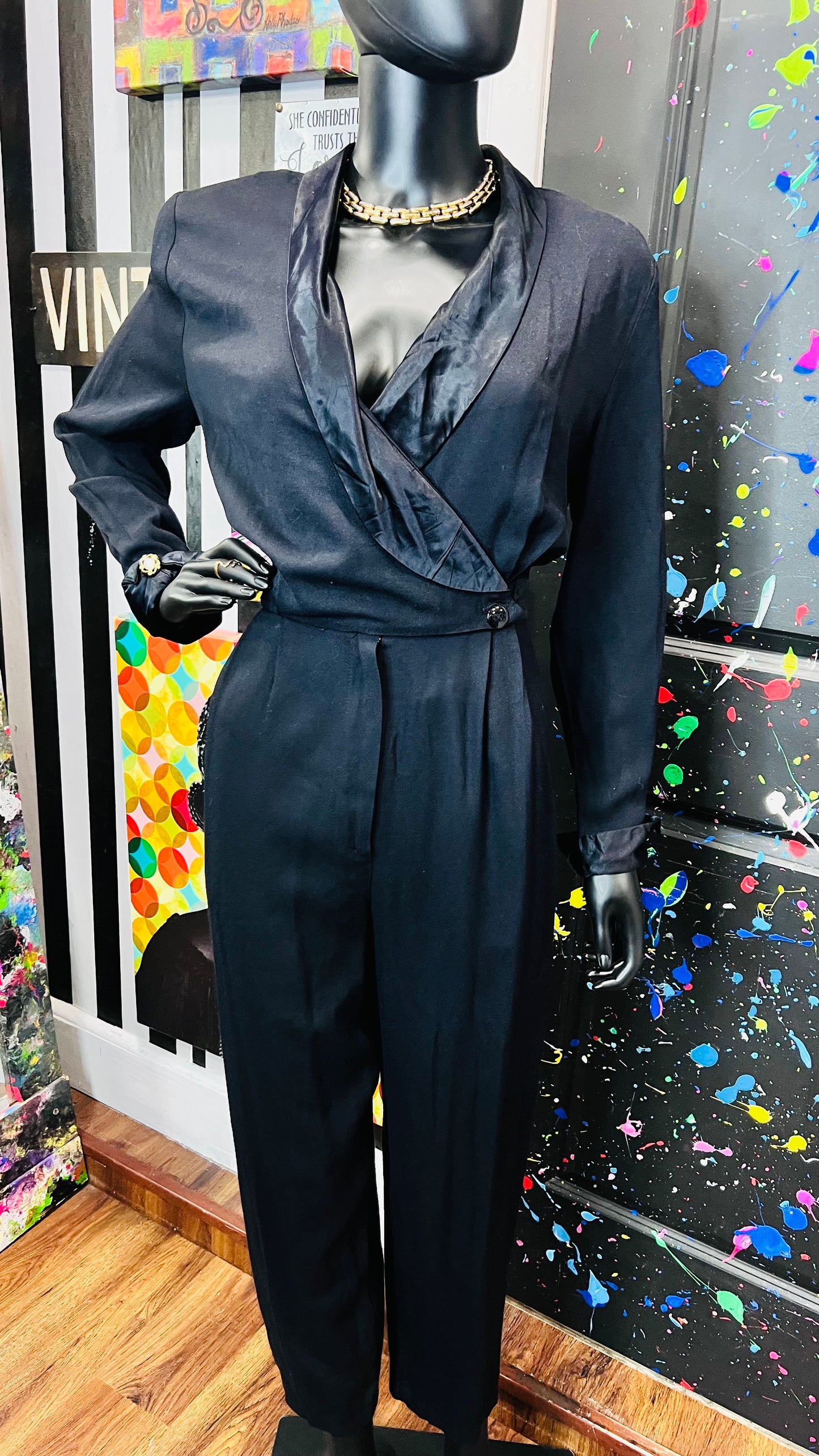Plus Size Vintage Black Jumpsuit (14P)