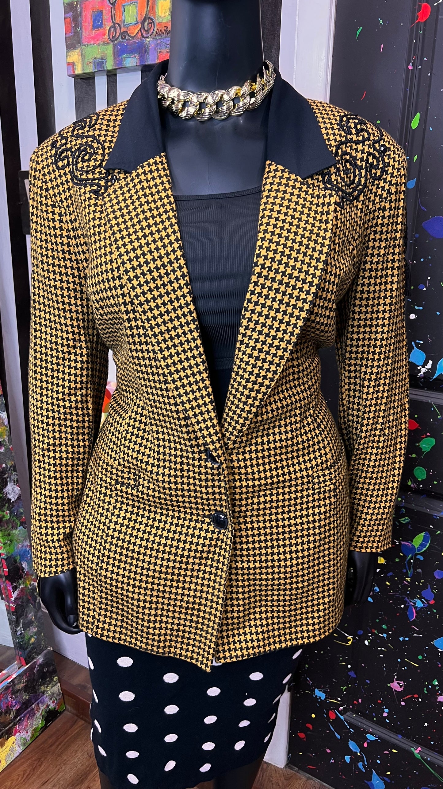 Vintage Mustard Yellow & Black Houndstooth Blazer w/ Tassel Shoulders (18)
