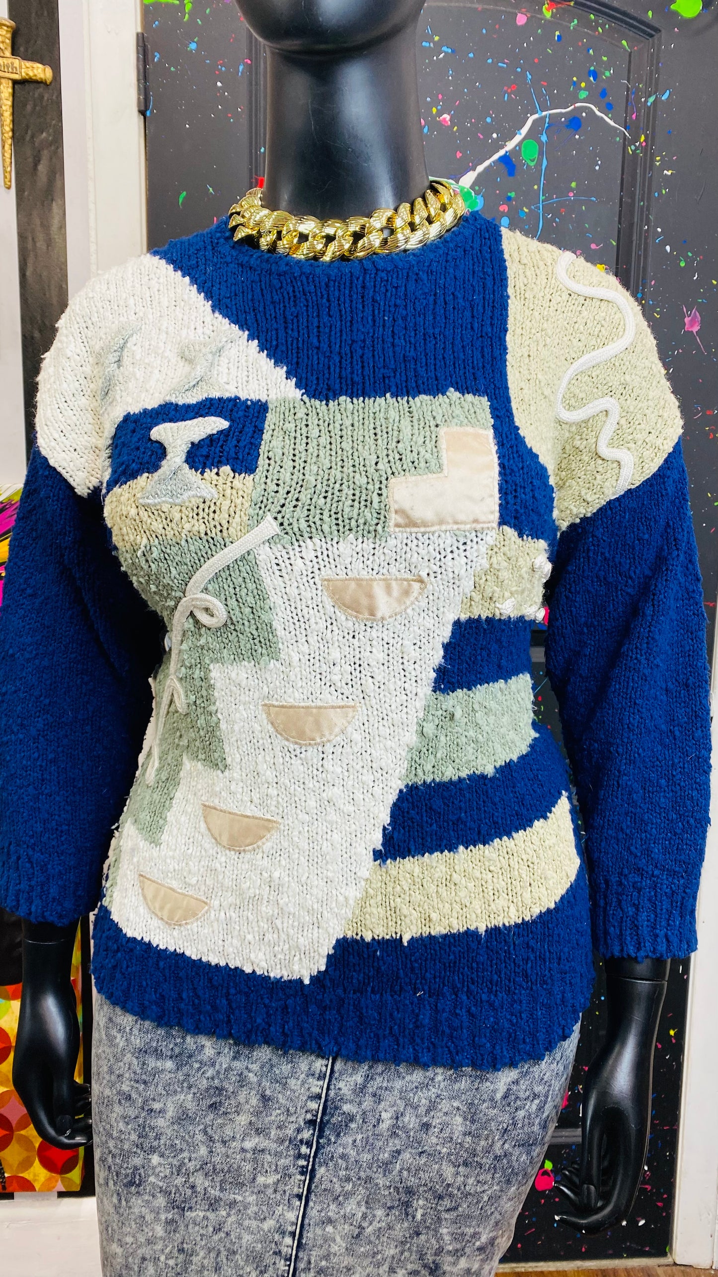 Vintage Abstract Navy Blue White & Beige Sweater (18)