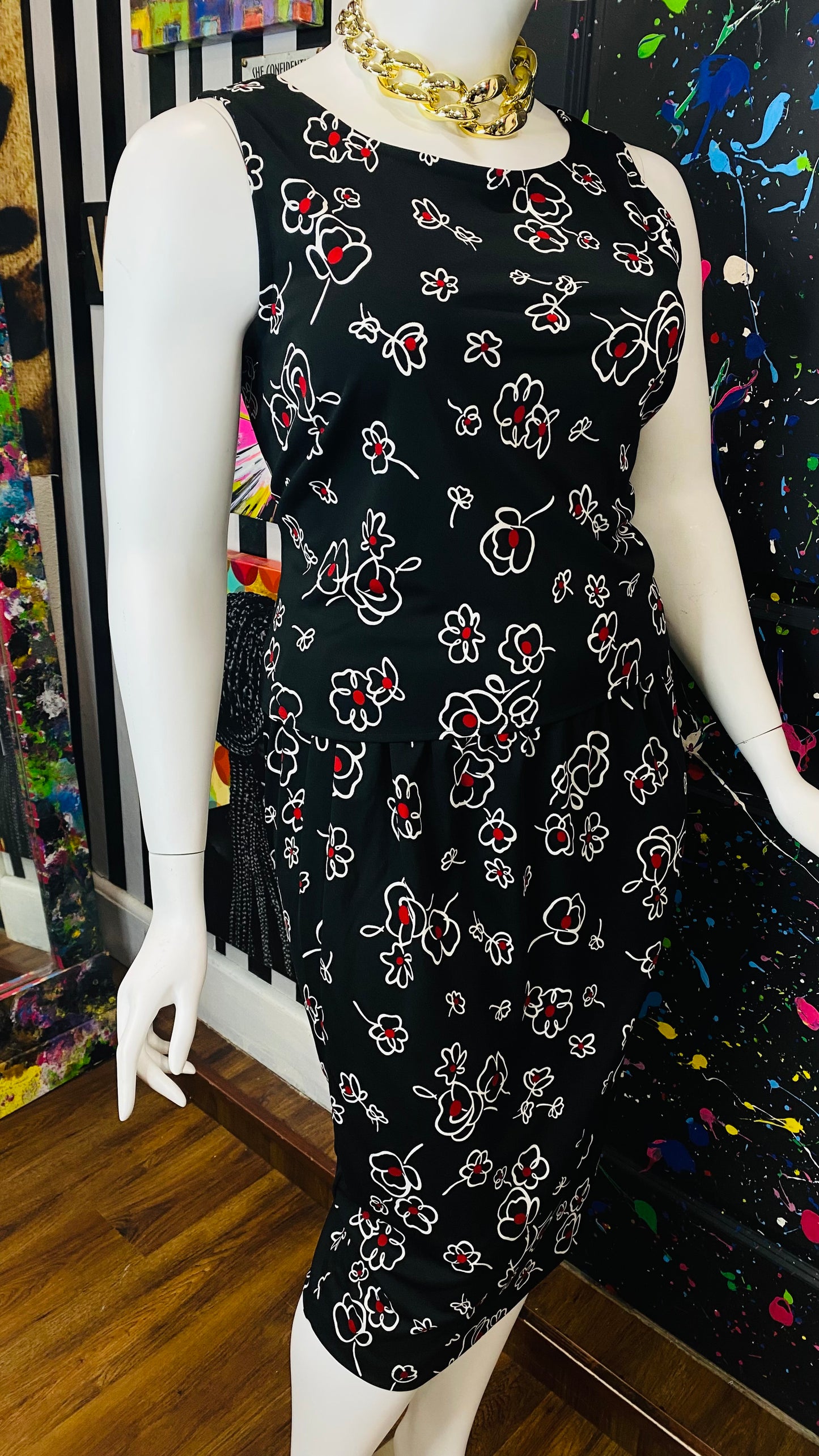 Vintage Black, White & Red Floral 3 Piece Set (18)