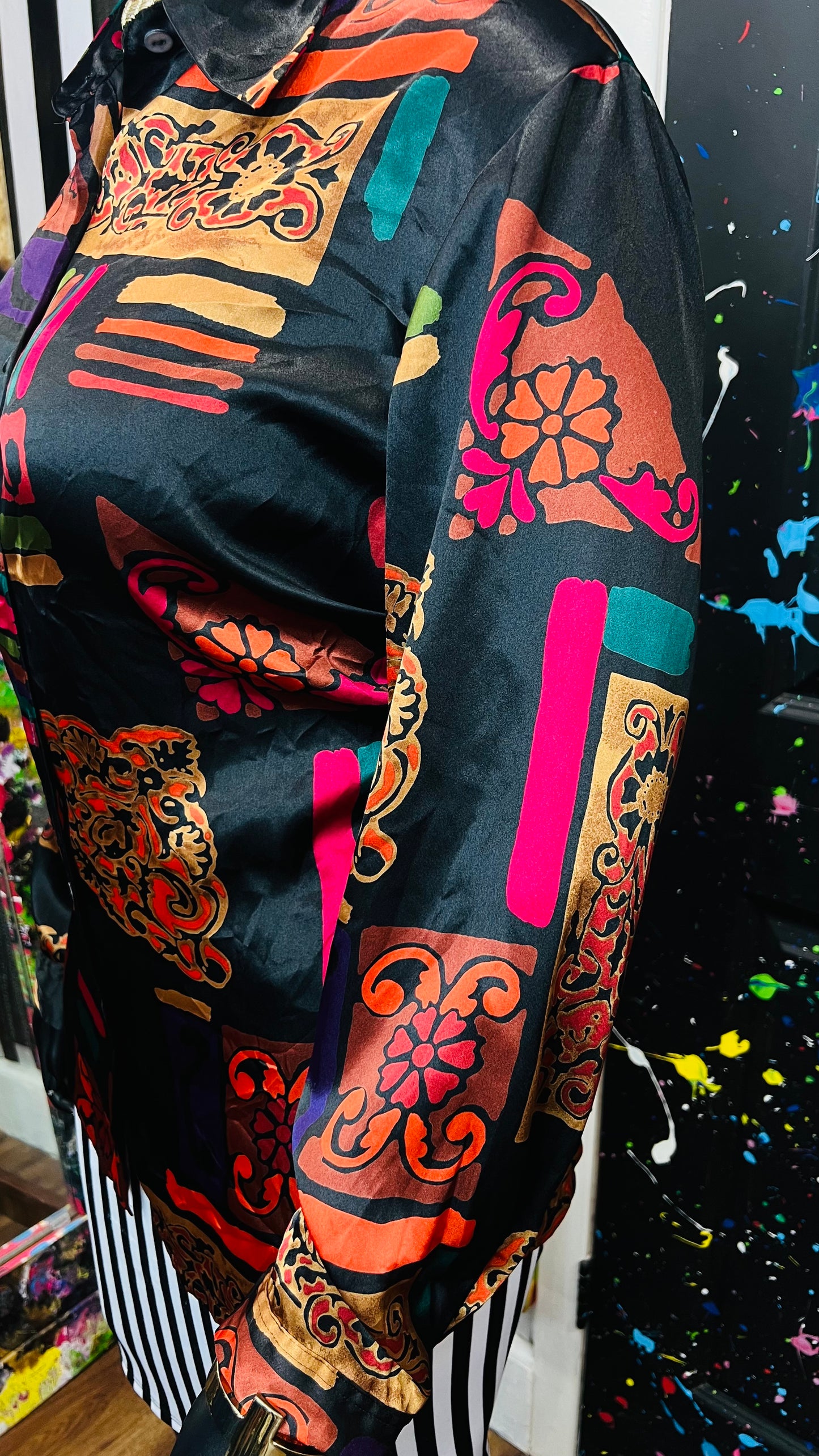 Vintage Abstract Long Sleeve Blouse (18/20)