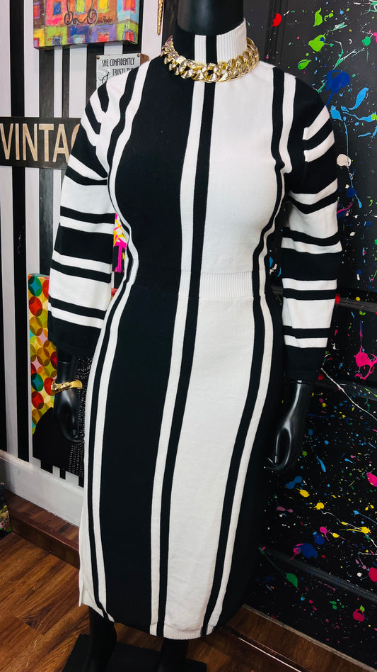 Black & White Striped Knit Dress (16/18)