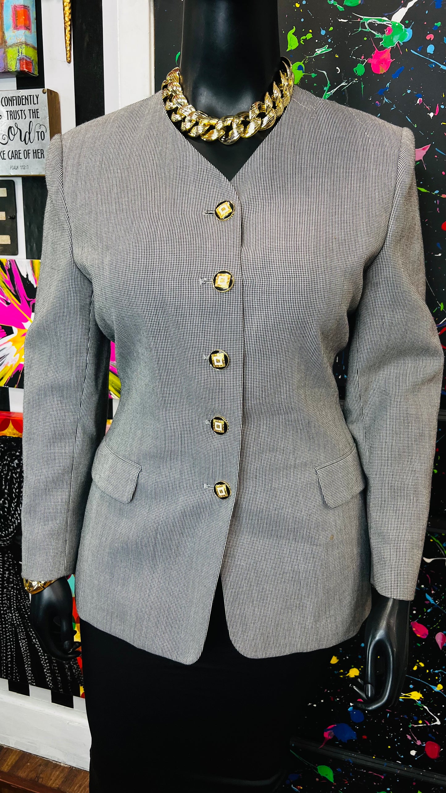 Vintage Black & White Pin Striped Blazer (16)