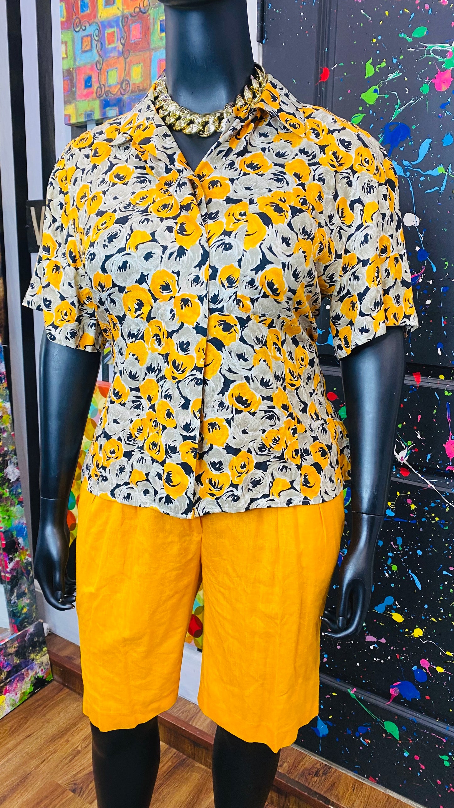 Vintage Yellow, Tan & Black Shorts Set (16)