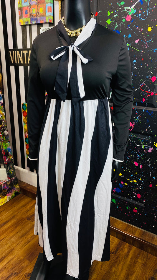 Black & White Striped Dress (12)