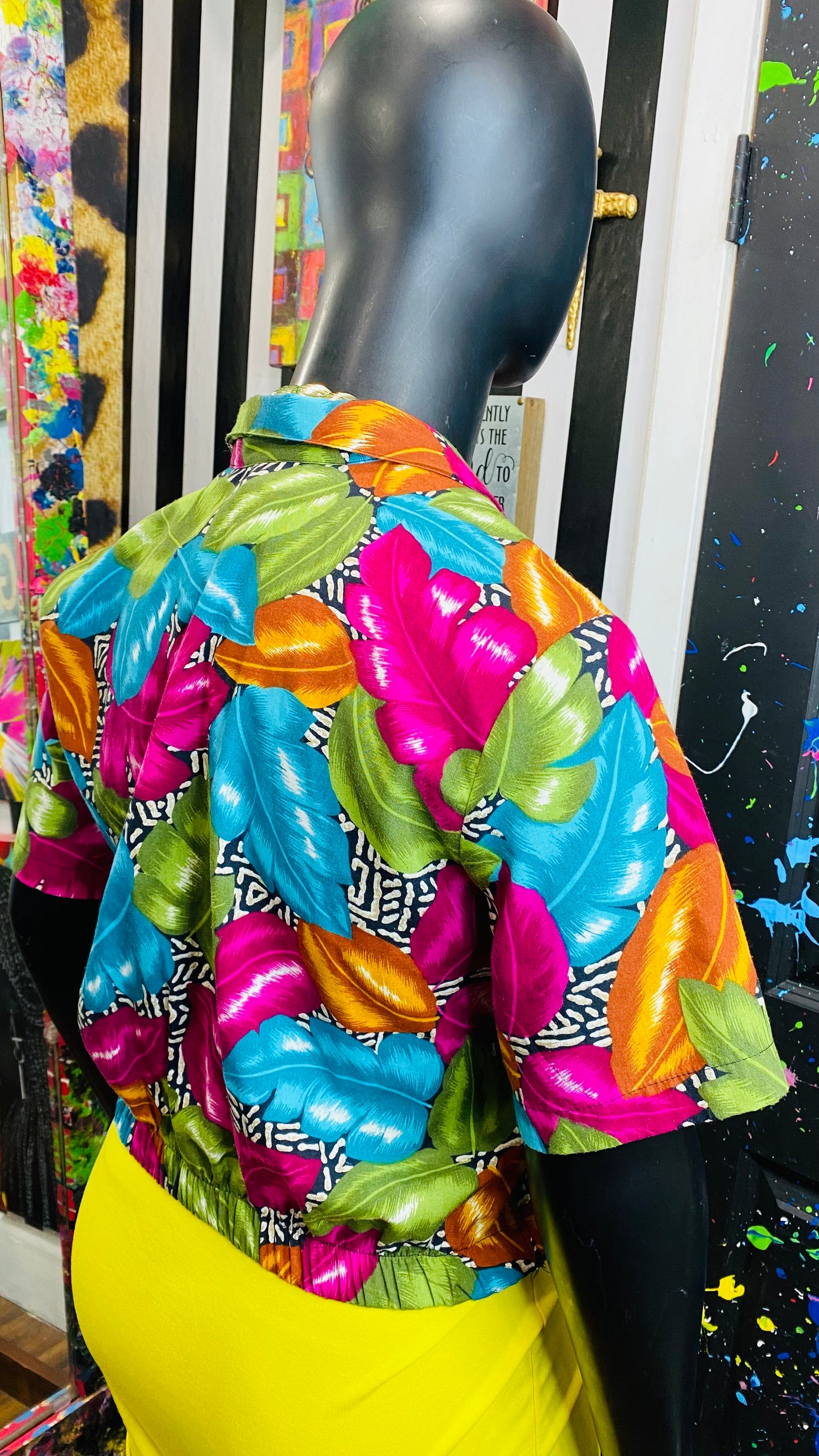 Vintage 80’s Tie Front Blouse (12)